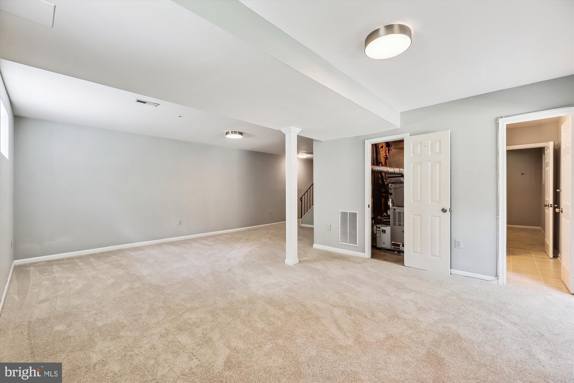 SHERWOOD FOREST - Residential