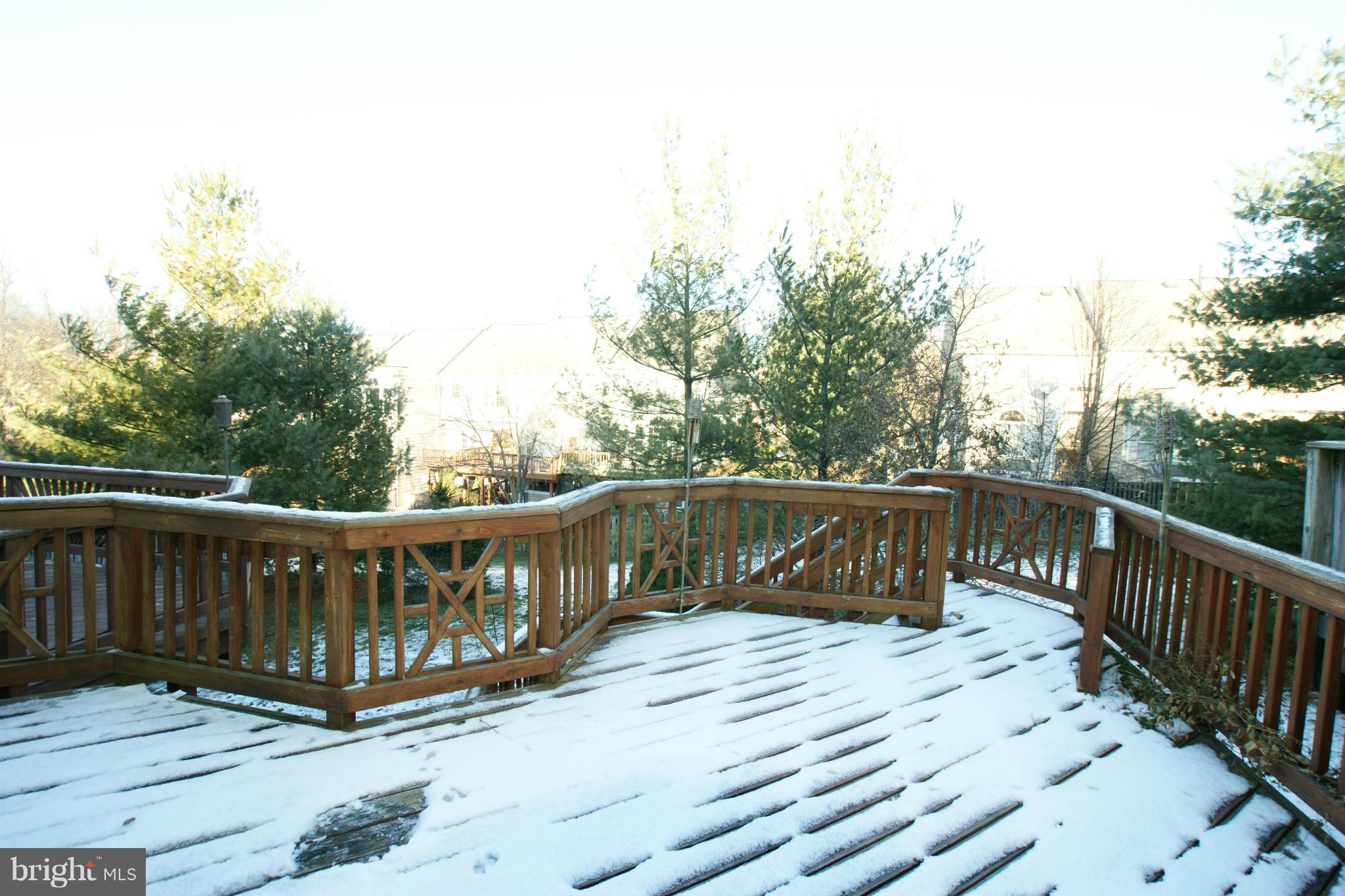 POTOMAC LAKES - Residential