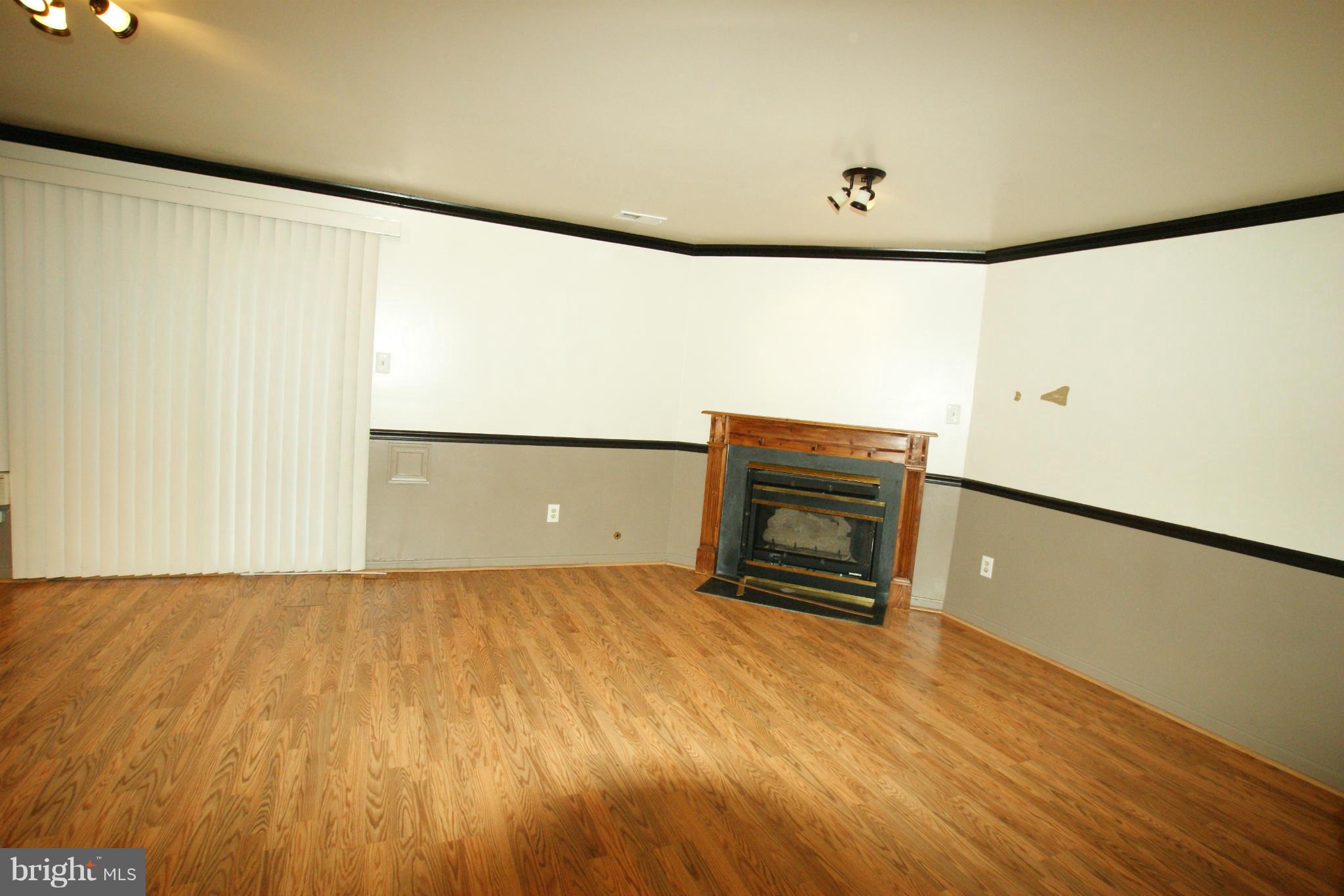 POTOMAC LAKES - Residential