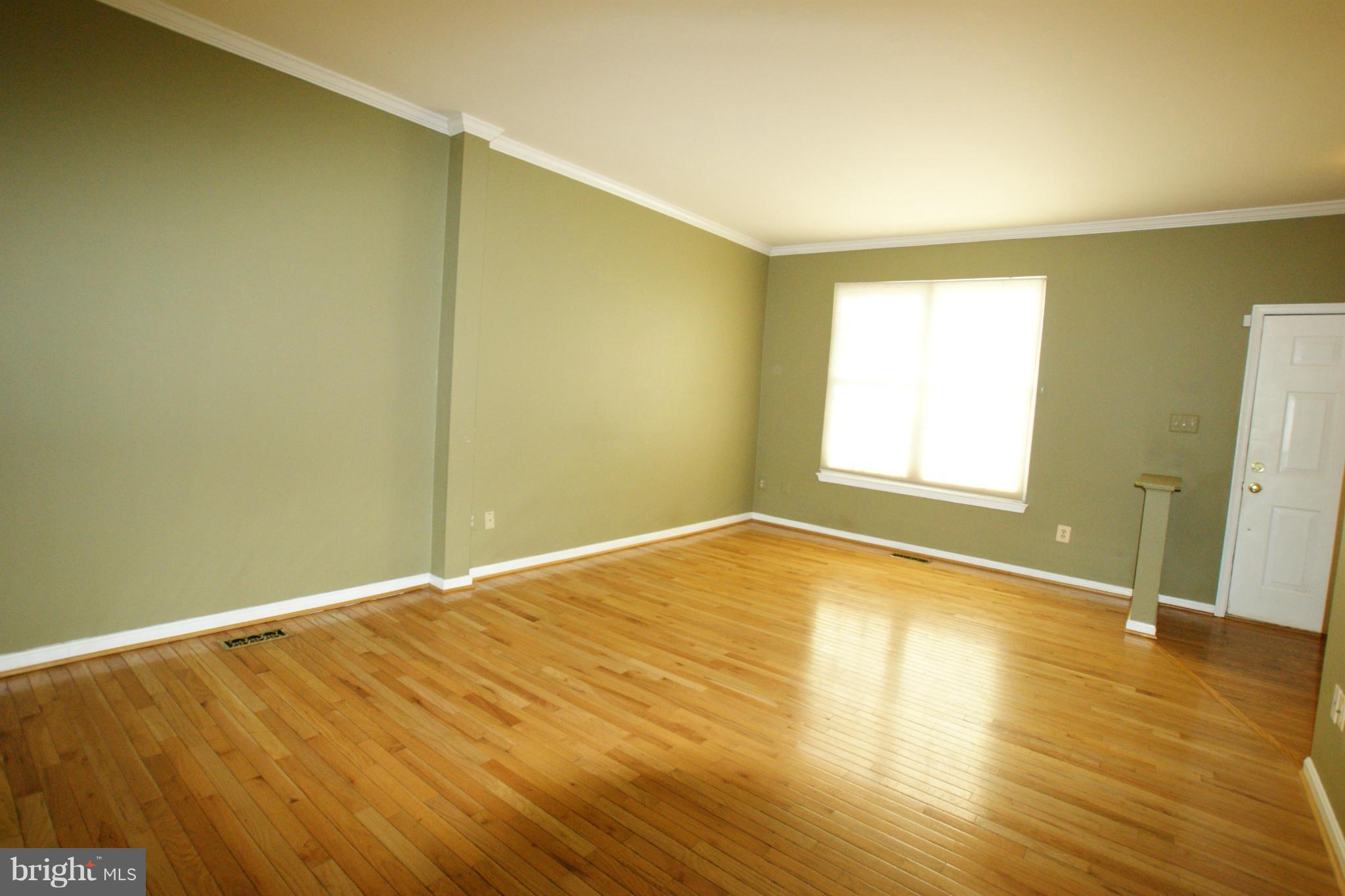 POTOMAC LAKES - Residential