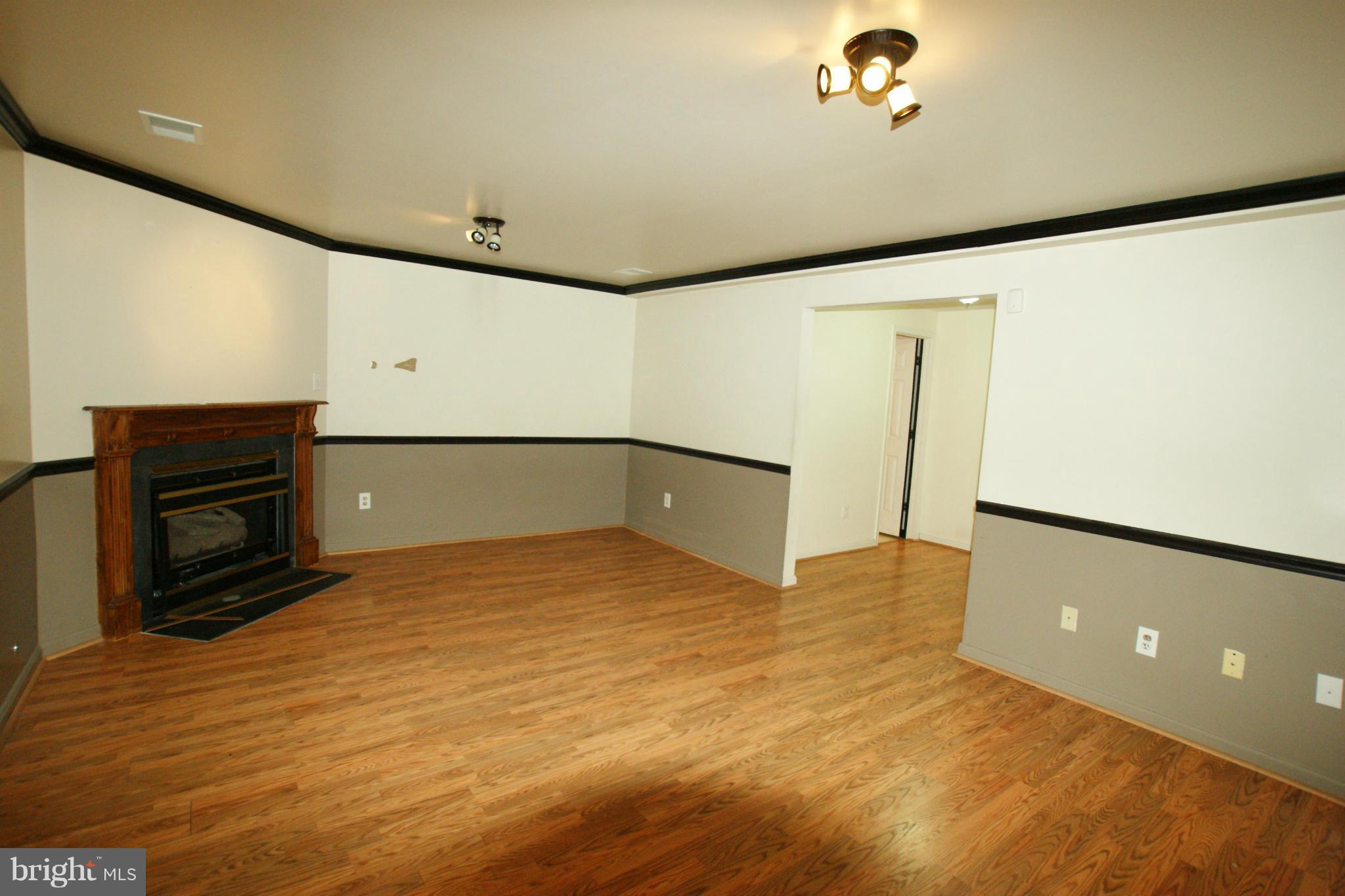 POTOMAC LAKES - Residential