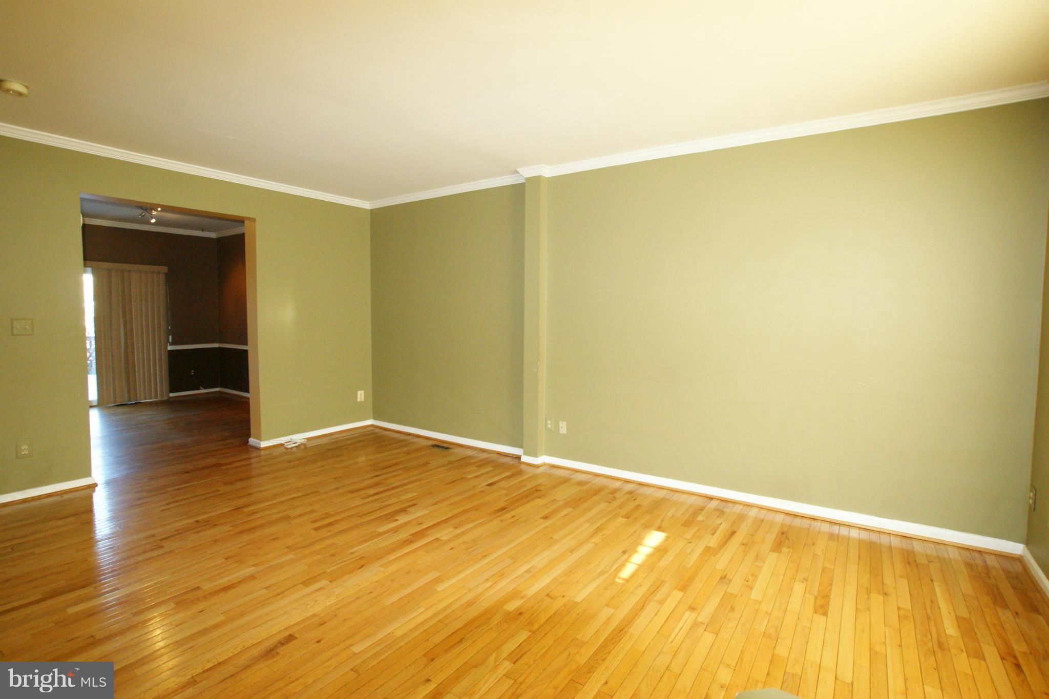 POTOMAC LAKES - Residential