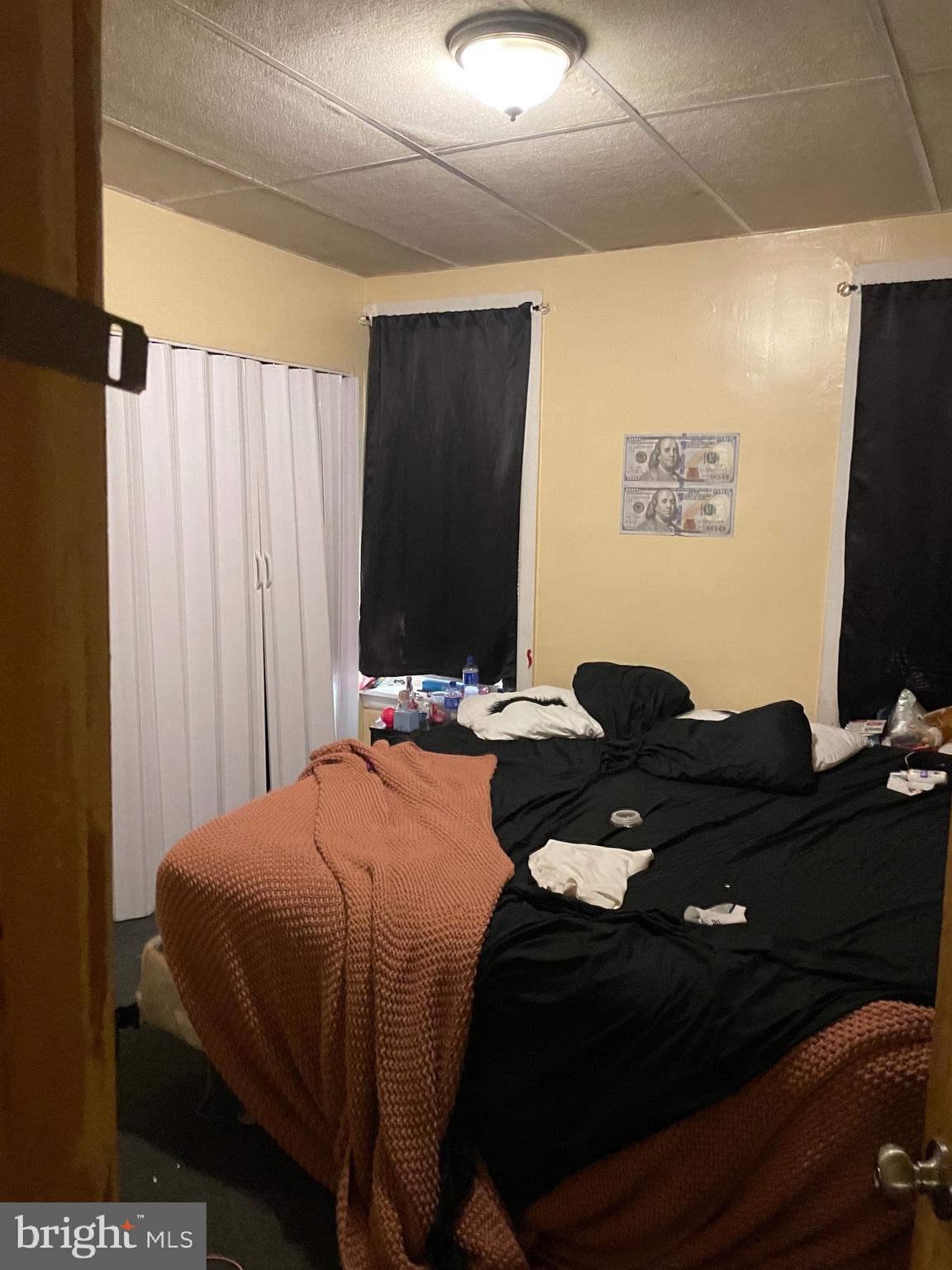 KENSINGTON - Residential