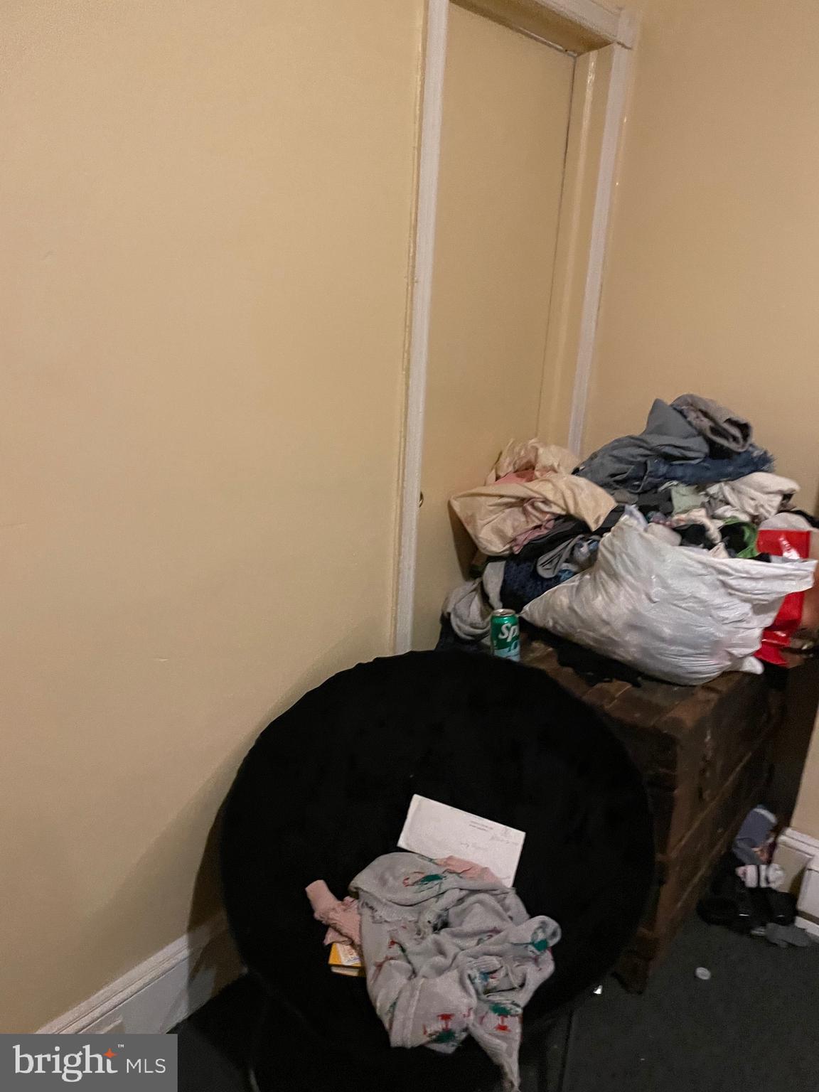 KENSINGTON - Residential