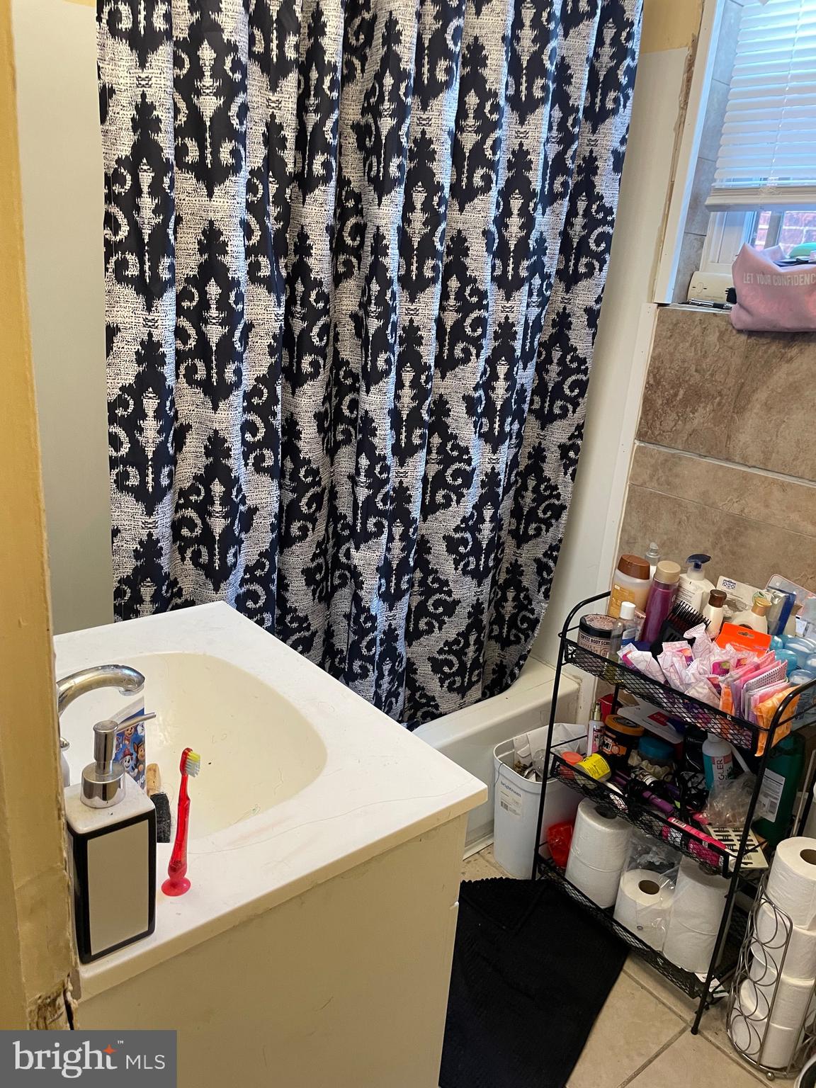 KENSINGTON - Residential