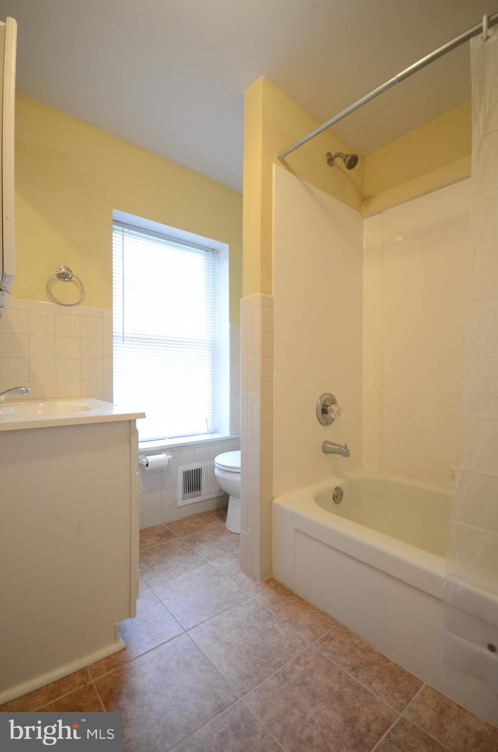 CANTON - Residential Lease