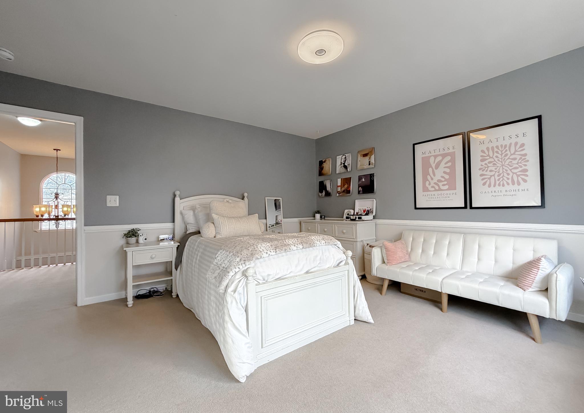 BROOKS KNOLLS - Residential