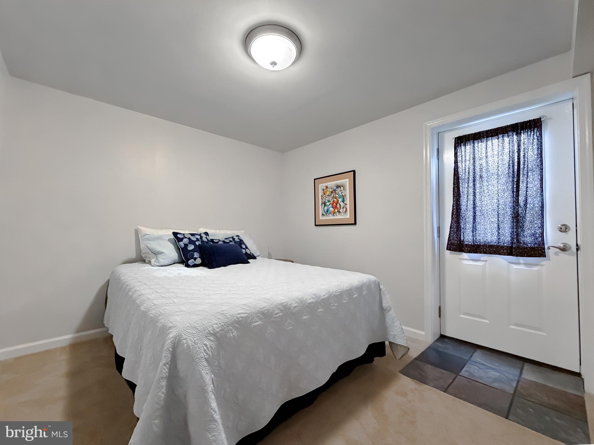 BROOKS KNOLLS - Residential