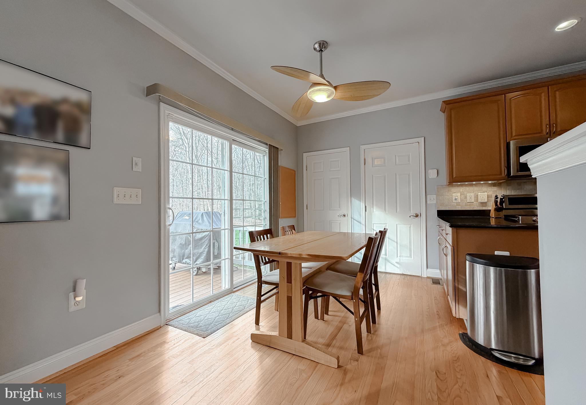 BROOKS KNOLLS - Residential