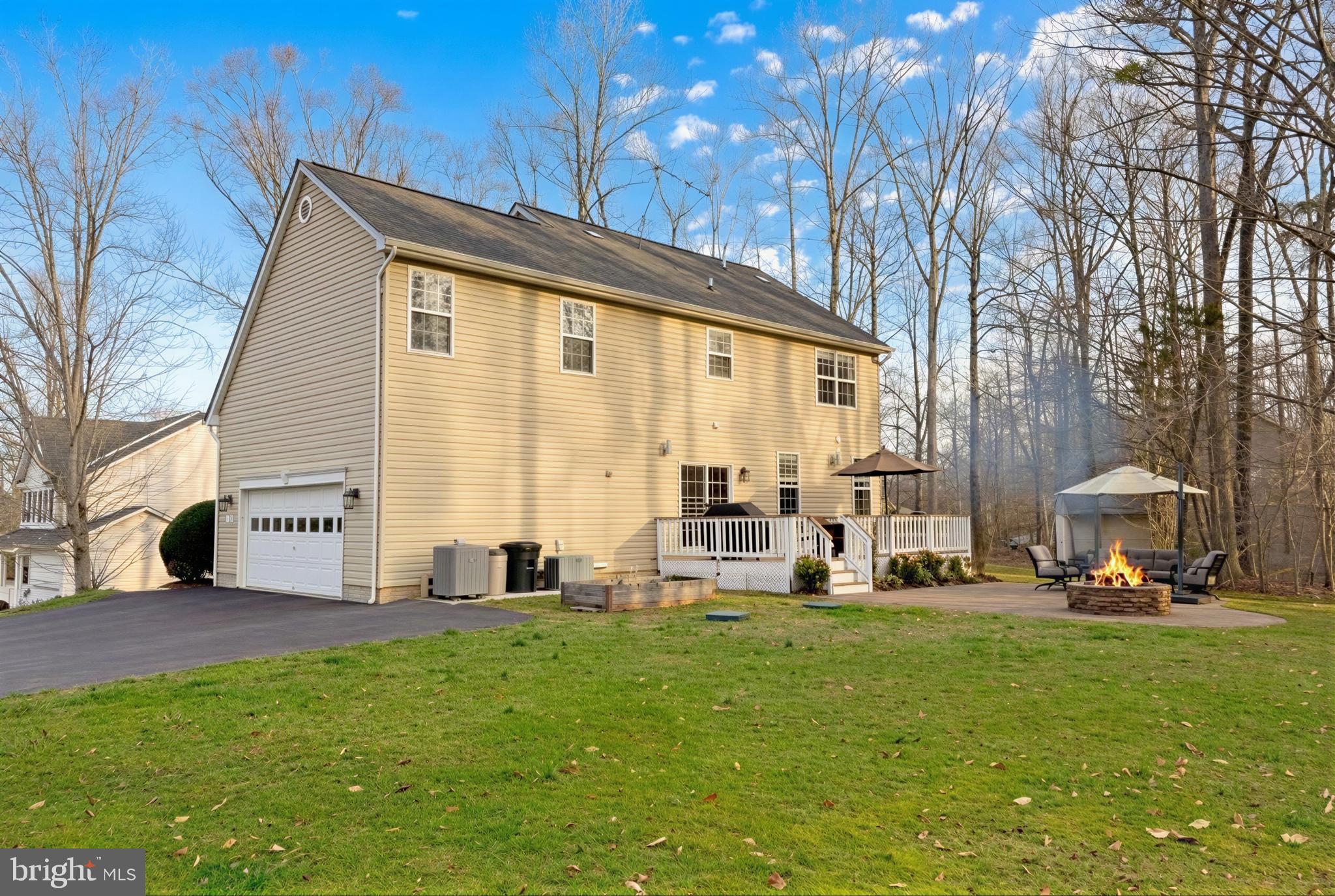 BROOKS KNOLLS - Residential