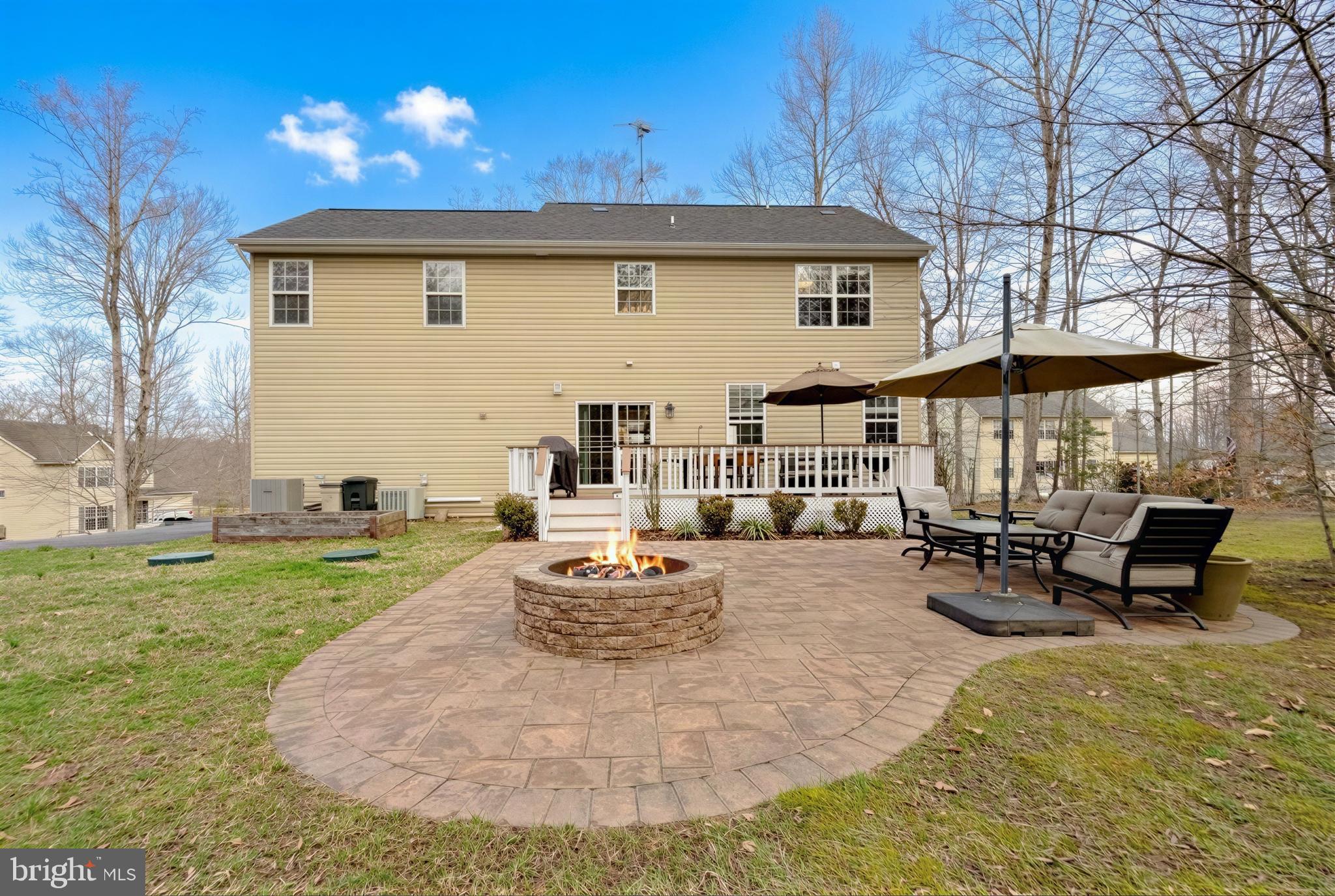 BROOKS KNOLLS - Residential