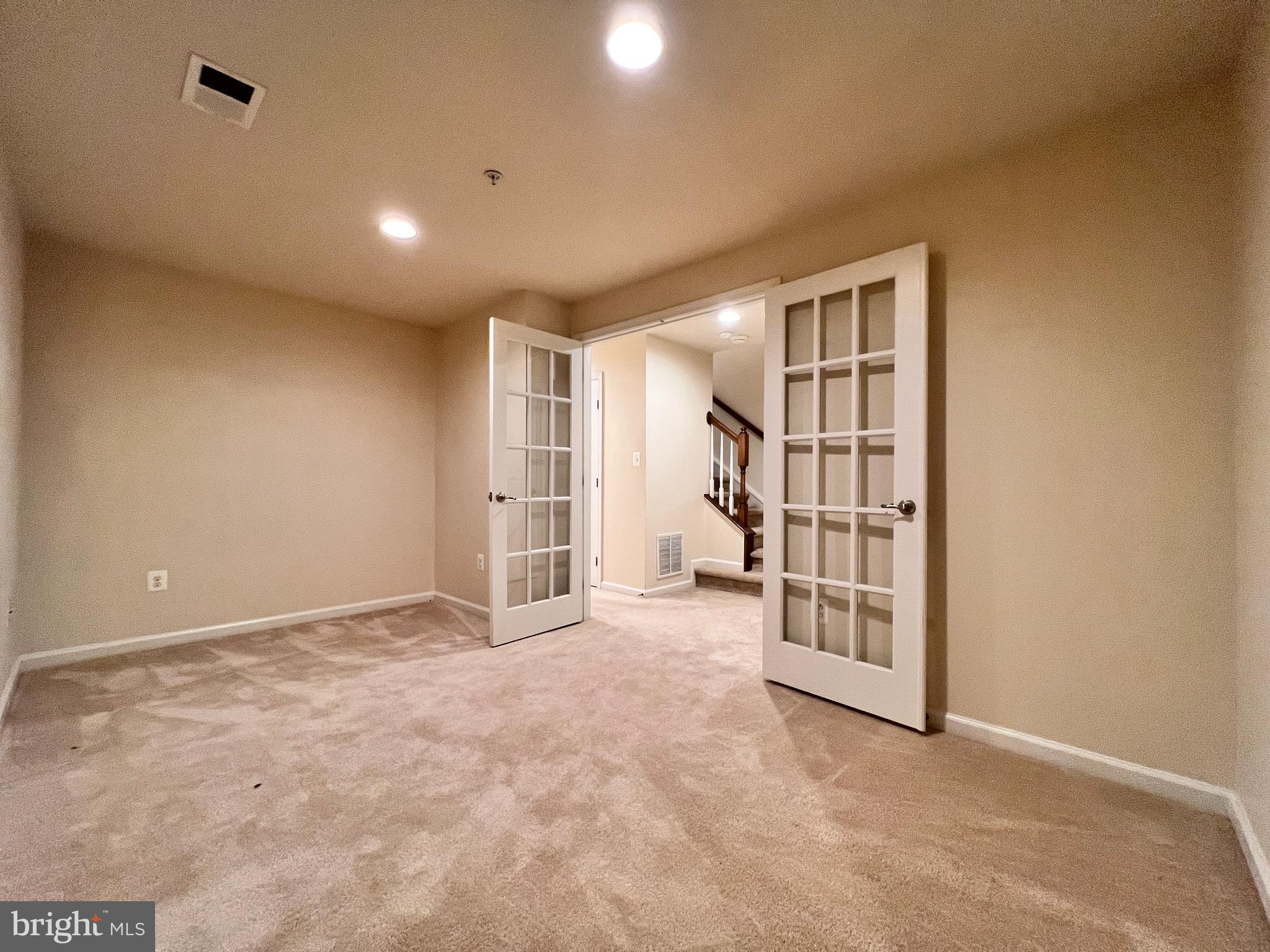 CLARKSBURG VILLAGE - Residential Lease