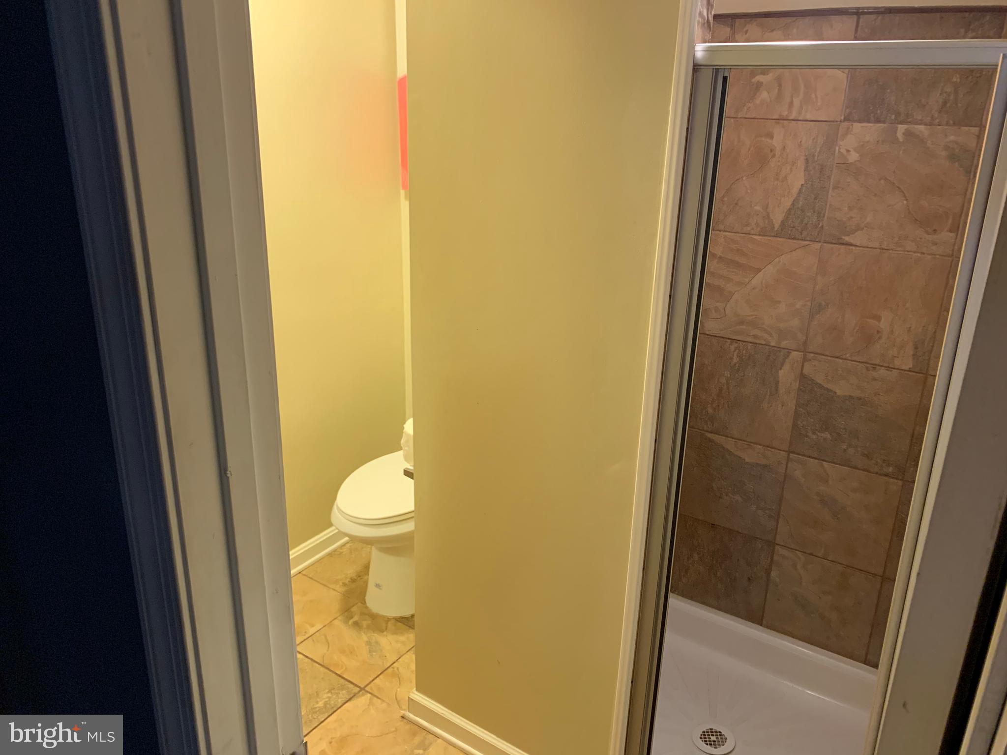 LONDON WOODS - Residential