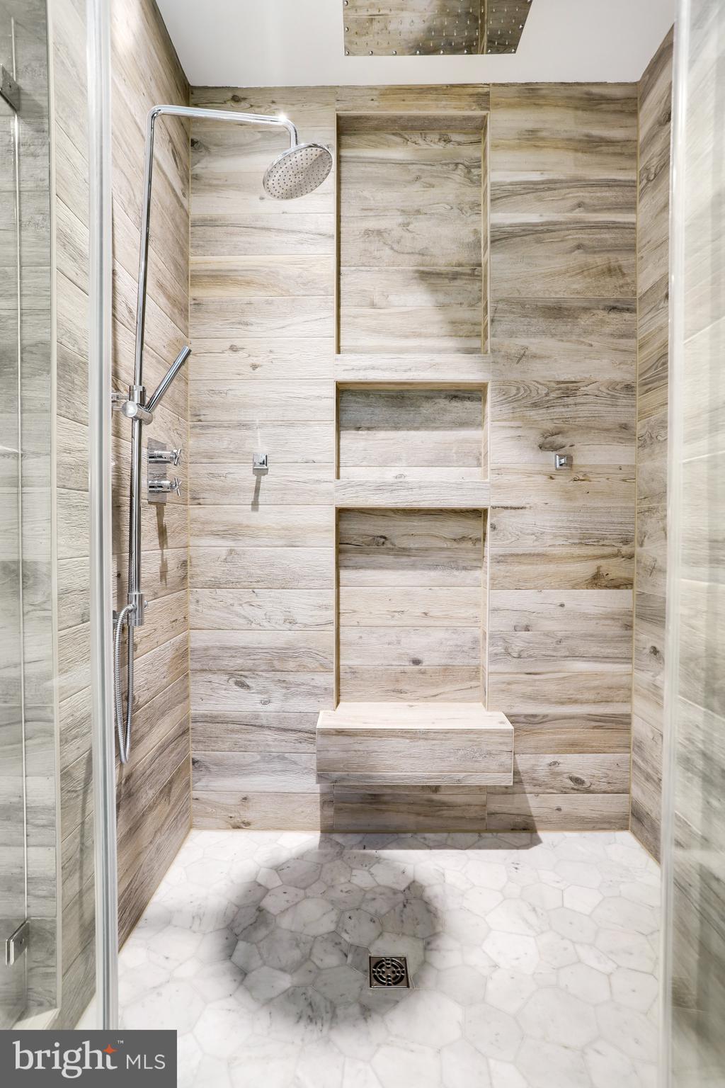 CHERRYDALE - Residential