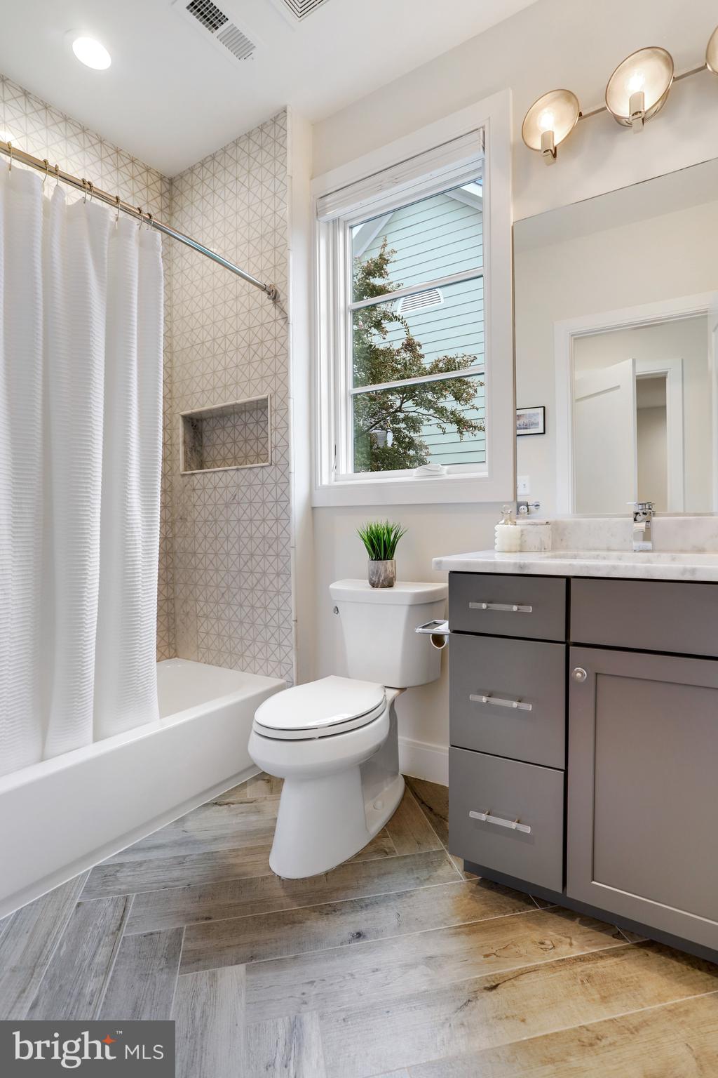 CHERRYDALE - Residential