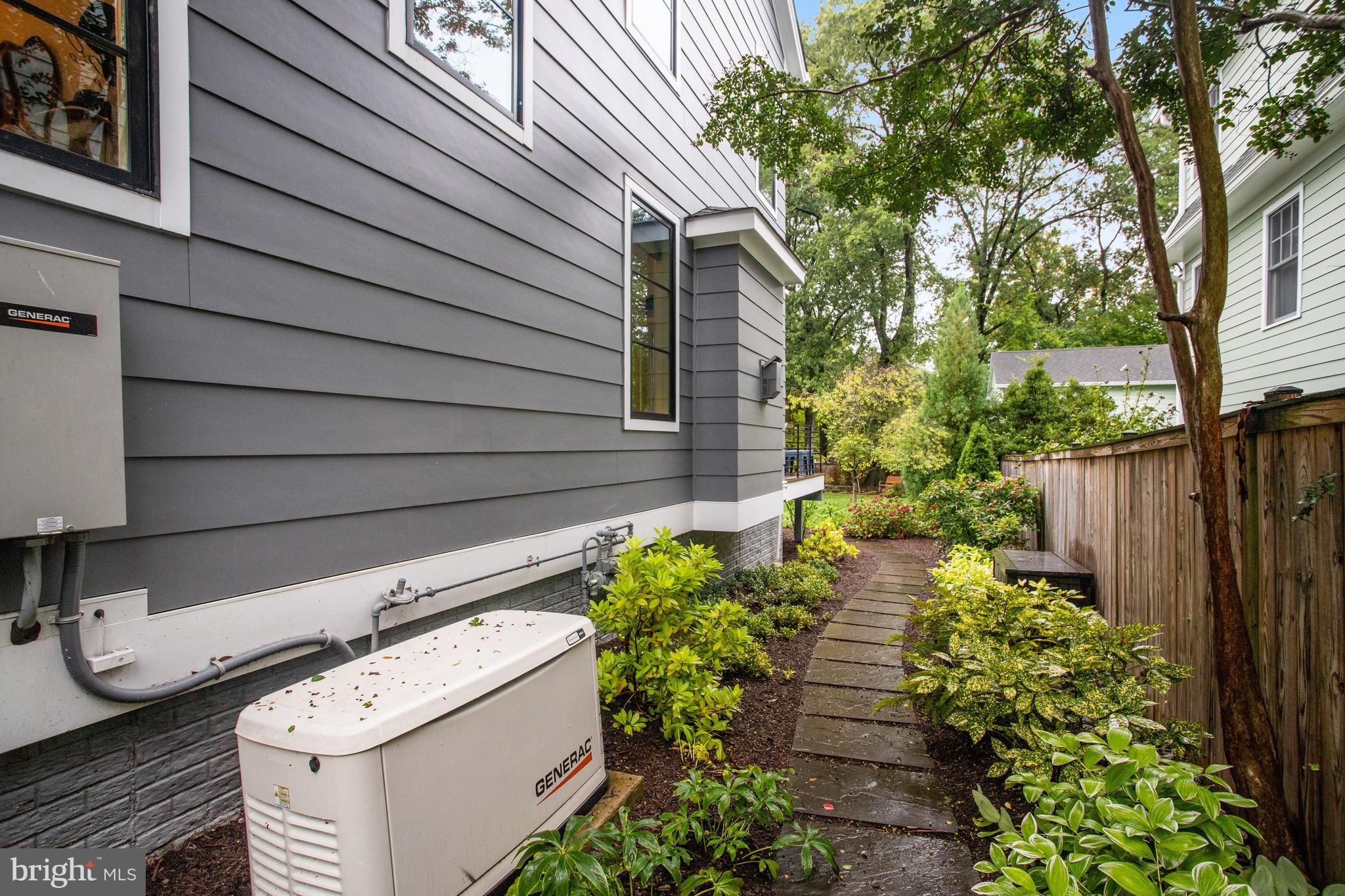 CHERRYDALE - Residential