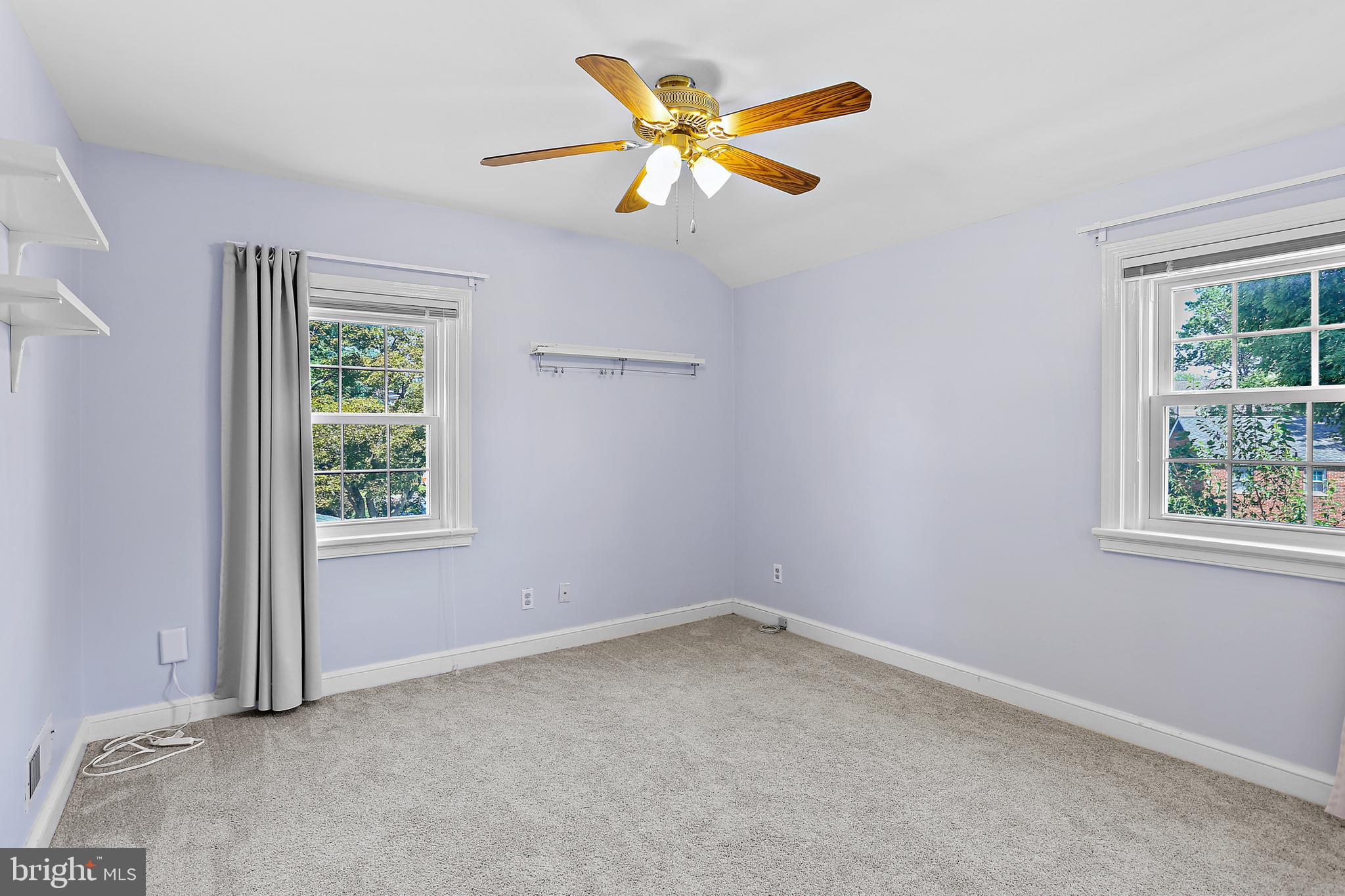 GLENVIEW - Residential Lease