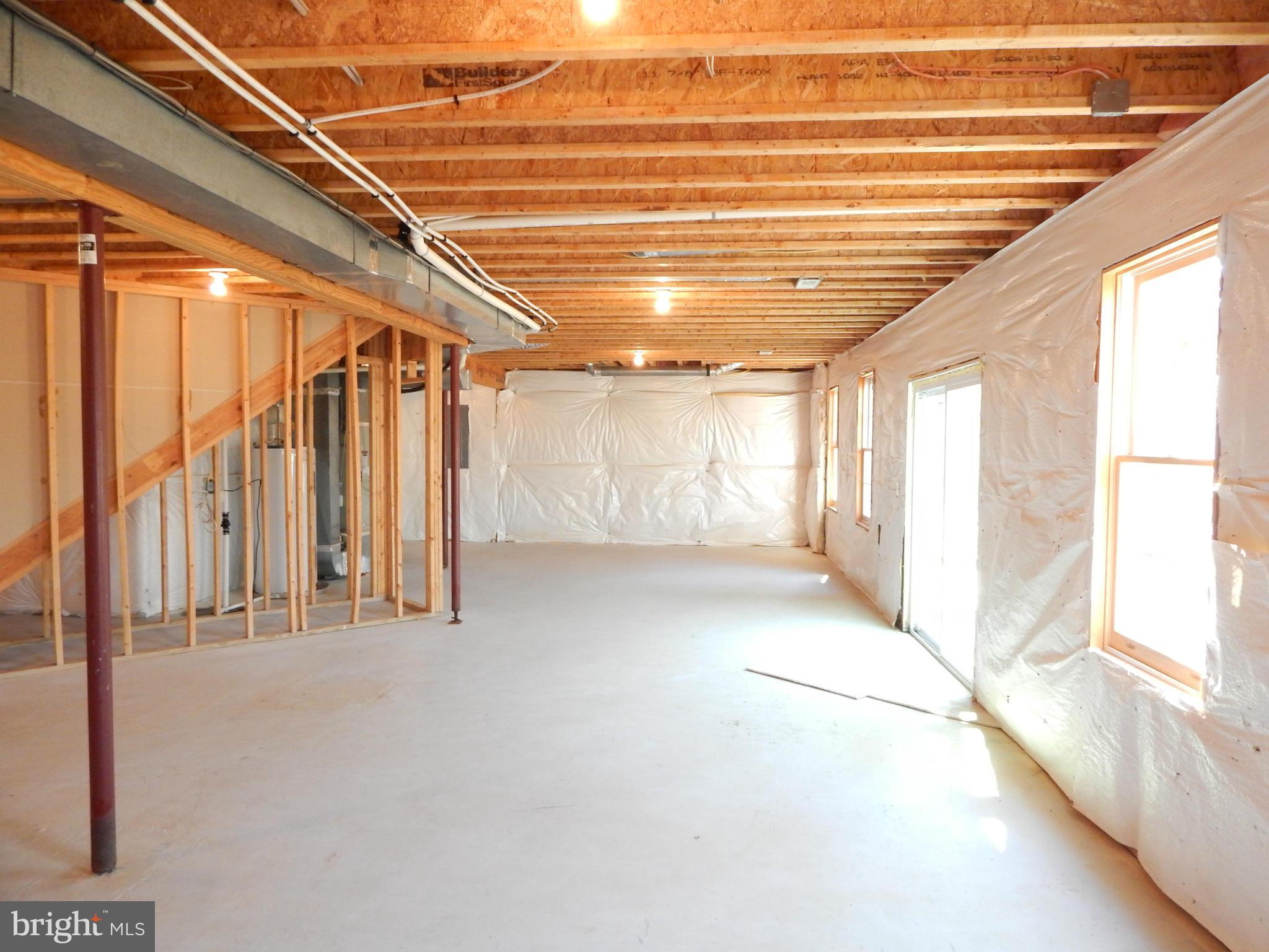 LAKE OF THE WOODS - Residential Lease