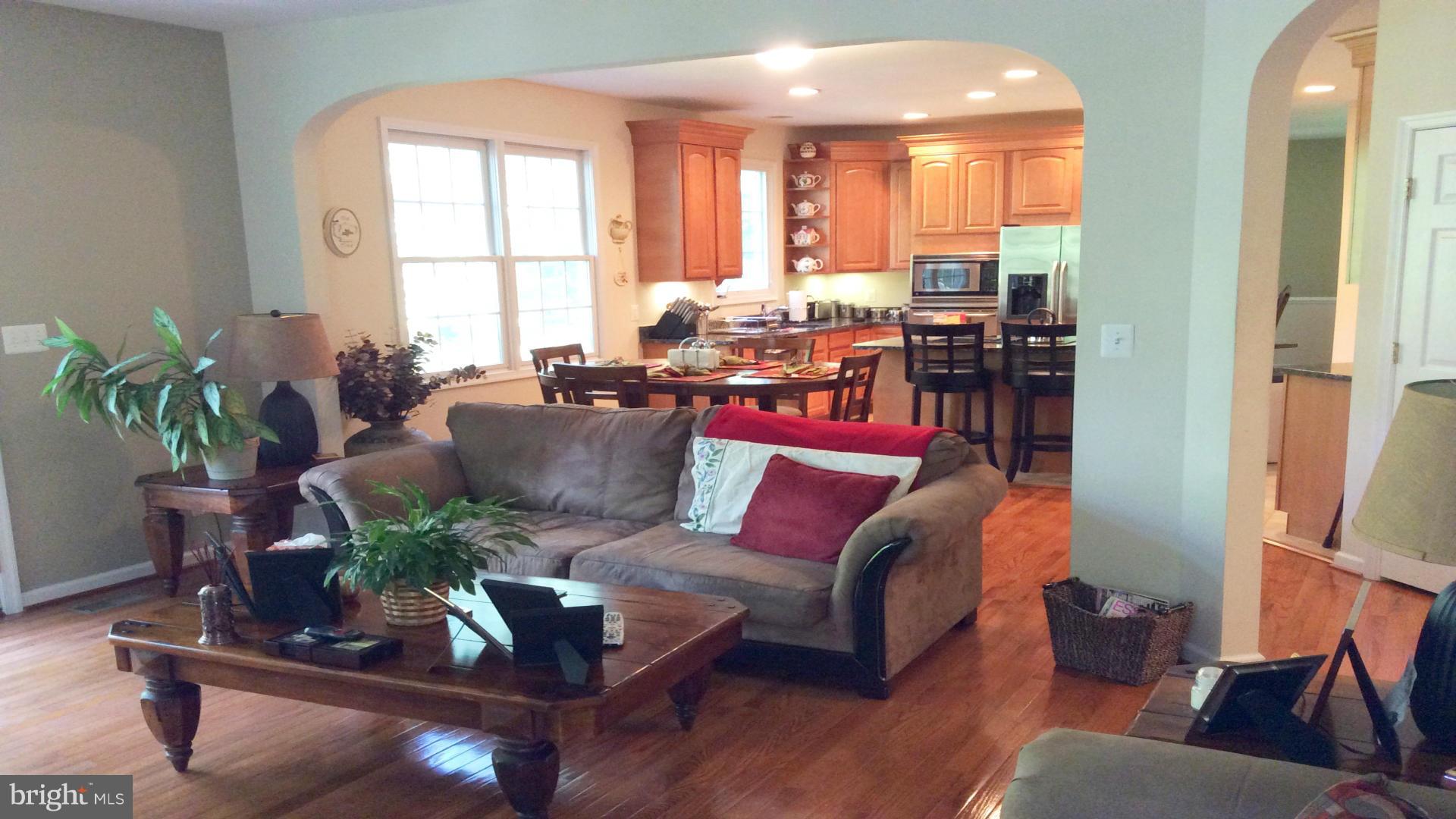 LAKE OF THE WOODS - Residential Lease