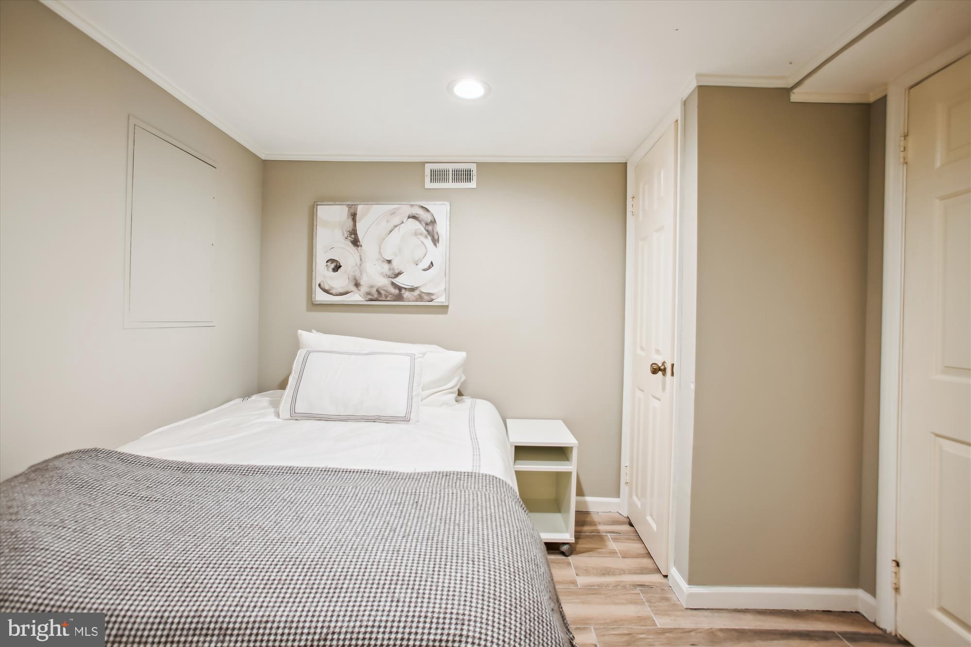 FAIRLINGTON VILLAGES - Residential