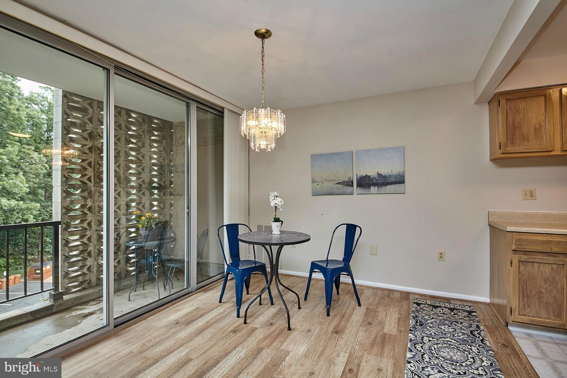 IVYMOUNT COURT - Residential