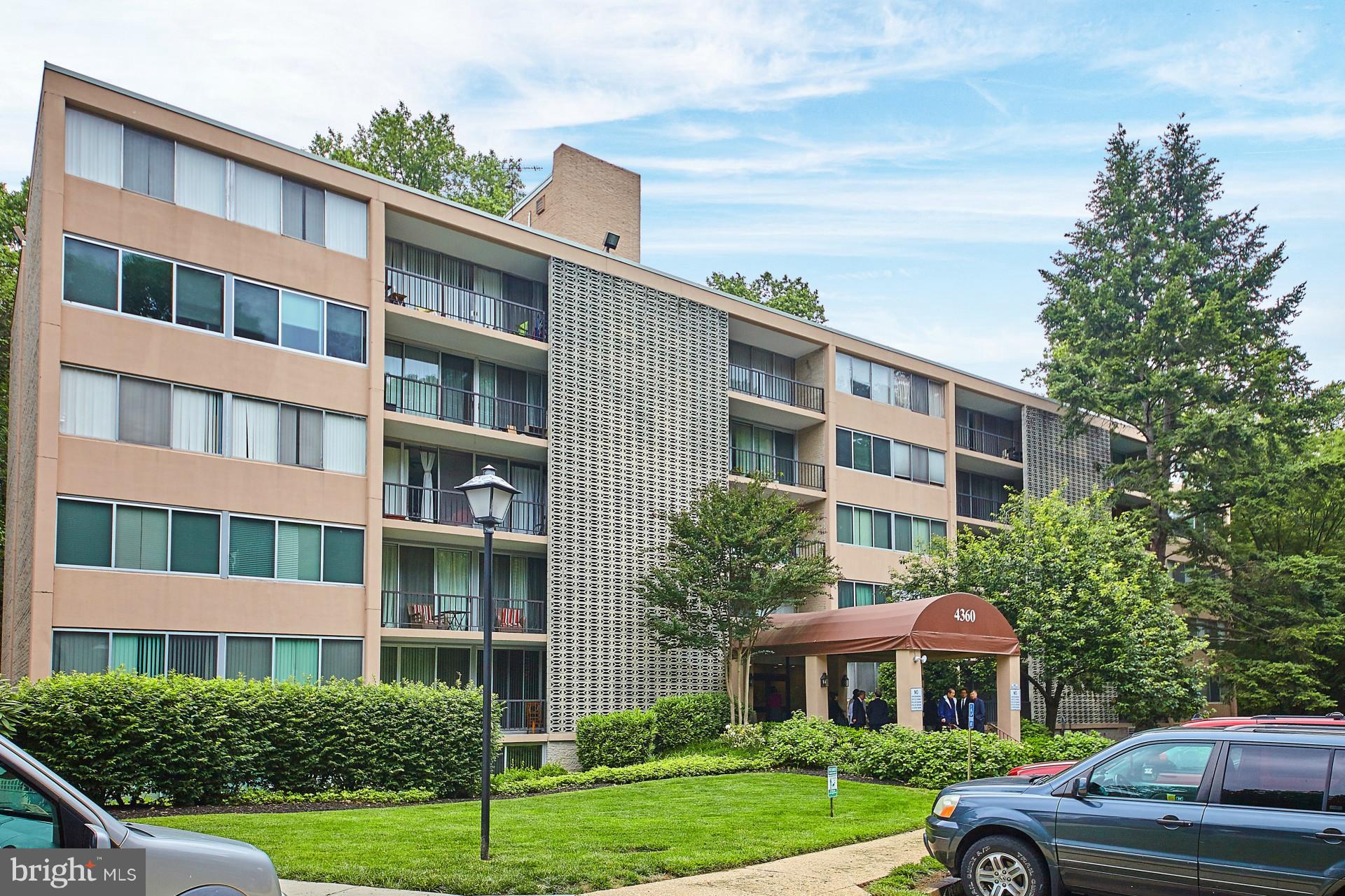 IVYMOUNT COURT - Residential