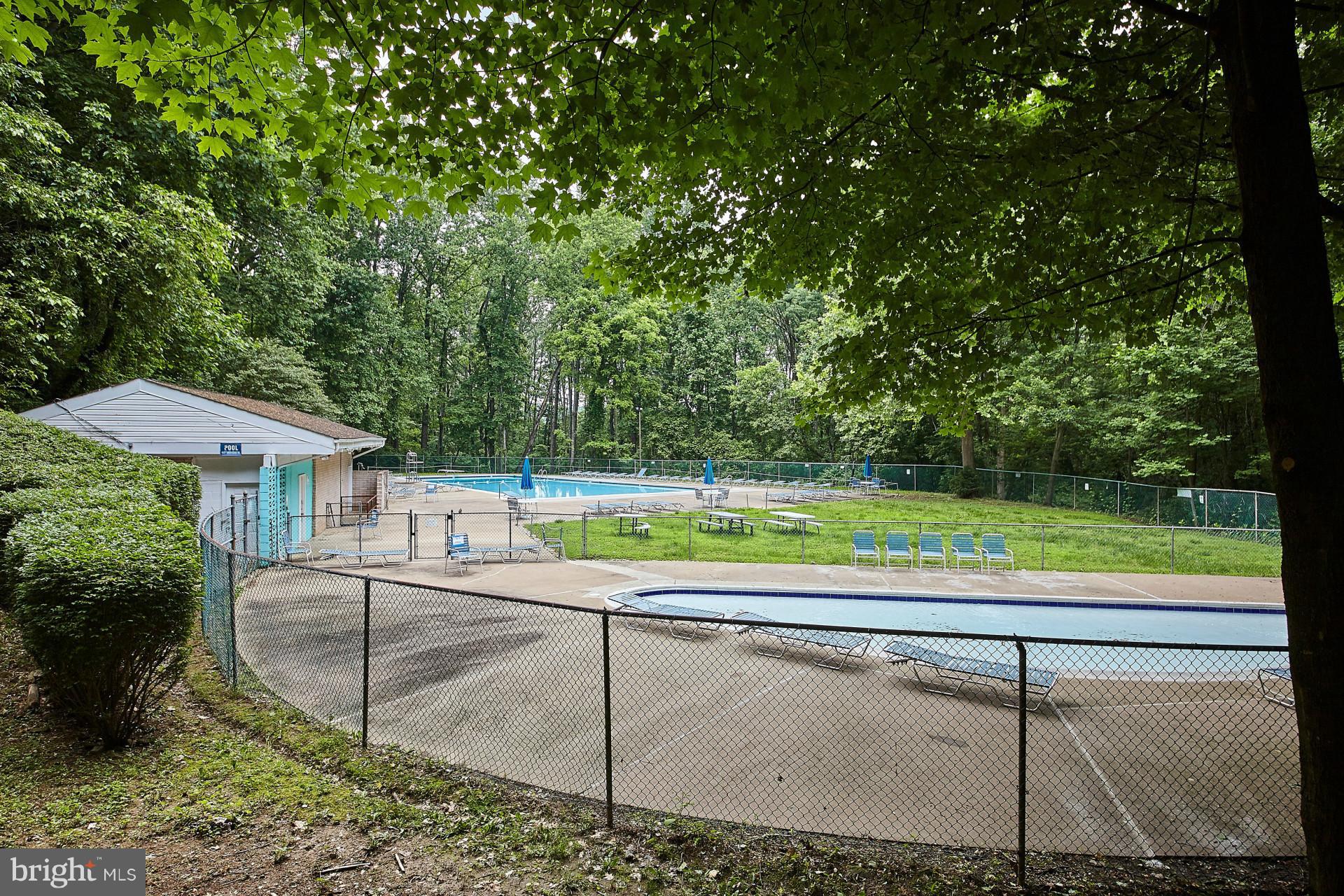 IVYMOUNT COURT - Residential