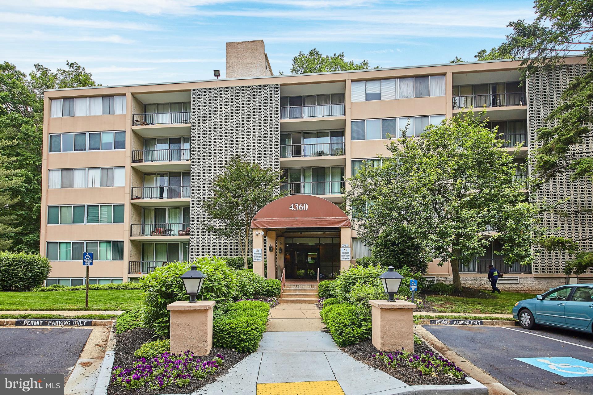 IVYMOUNT COURT - Residential