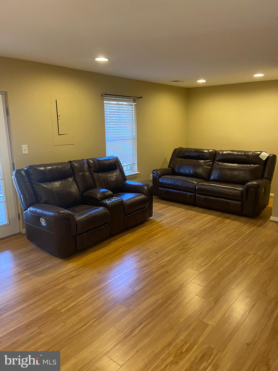 INDEPENDENCE - Residential