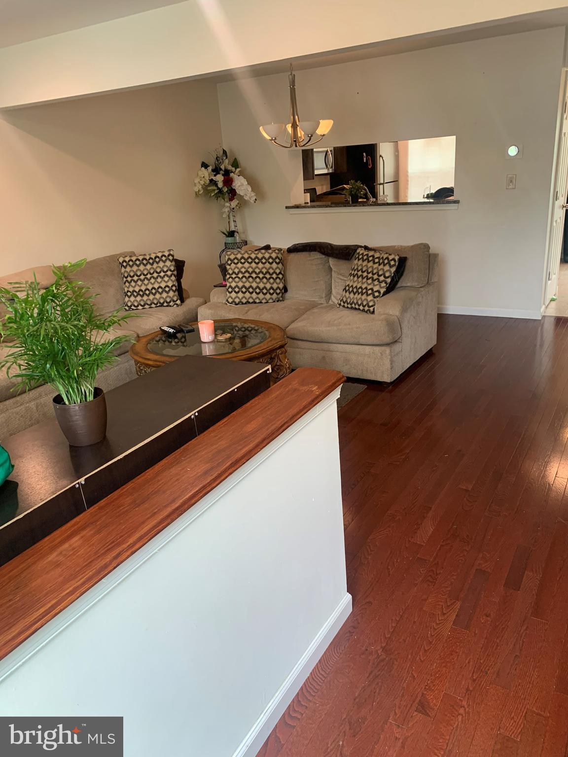 REGENCY MEADOWS - Residential Lease