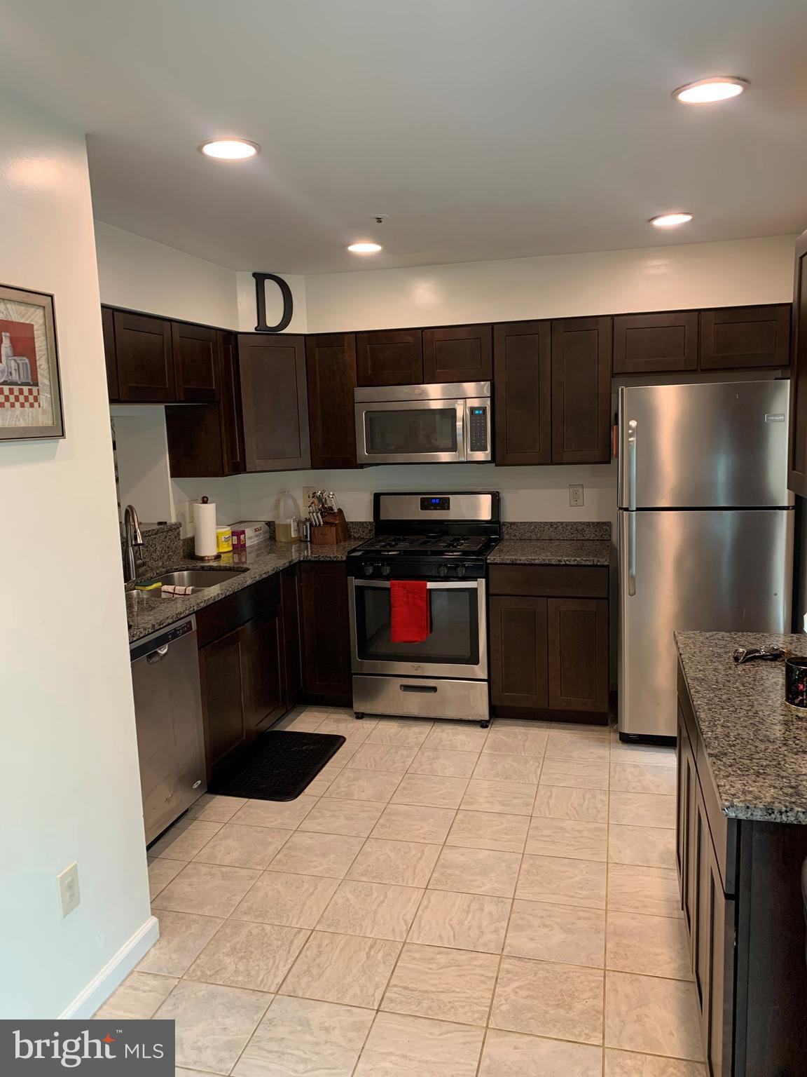 REGENCY MEADOWS - Residential Lease