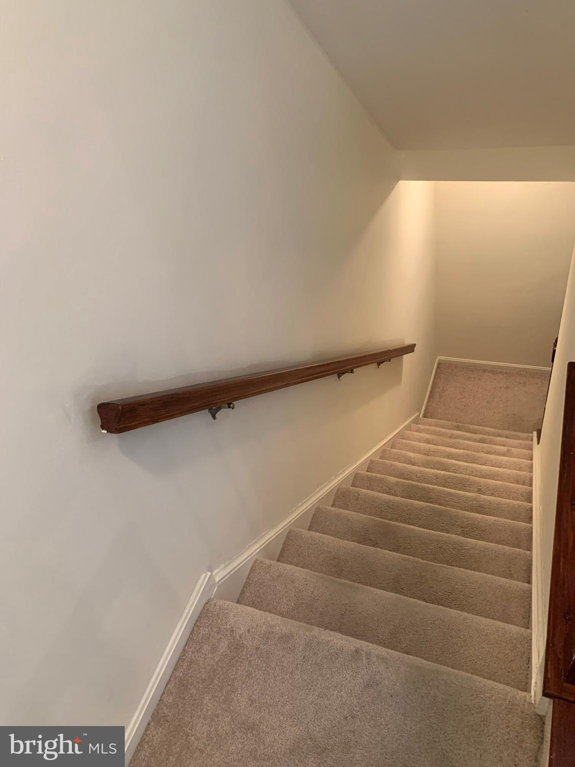 REGENCY MEADOWS - Residential Lease