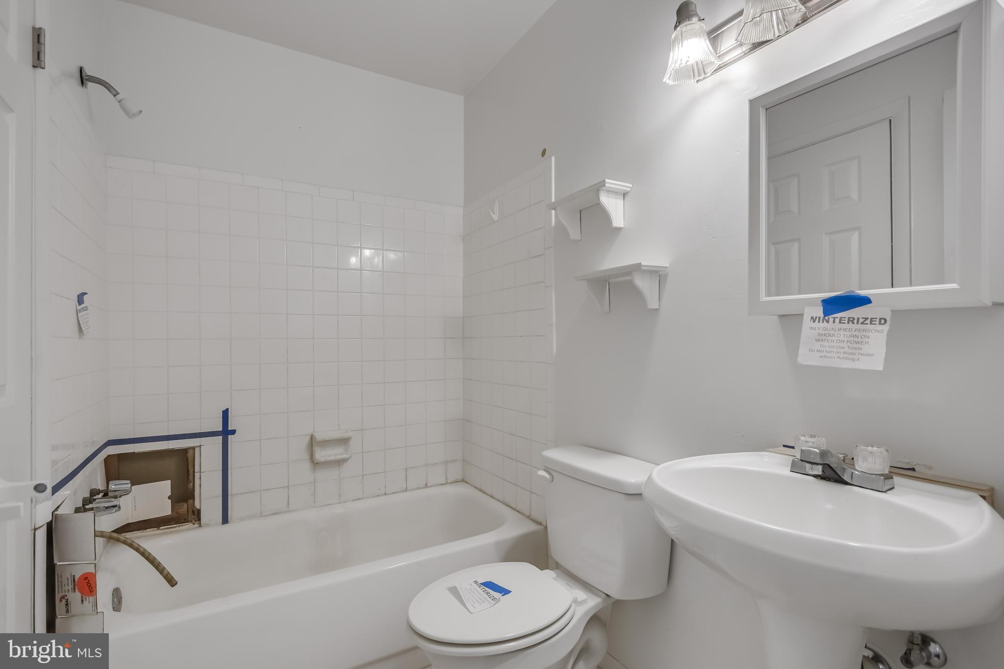 POINTER RIDGE AT COLLINGTON - Residential