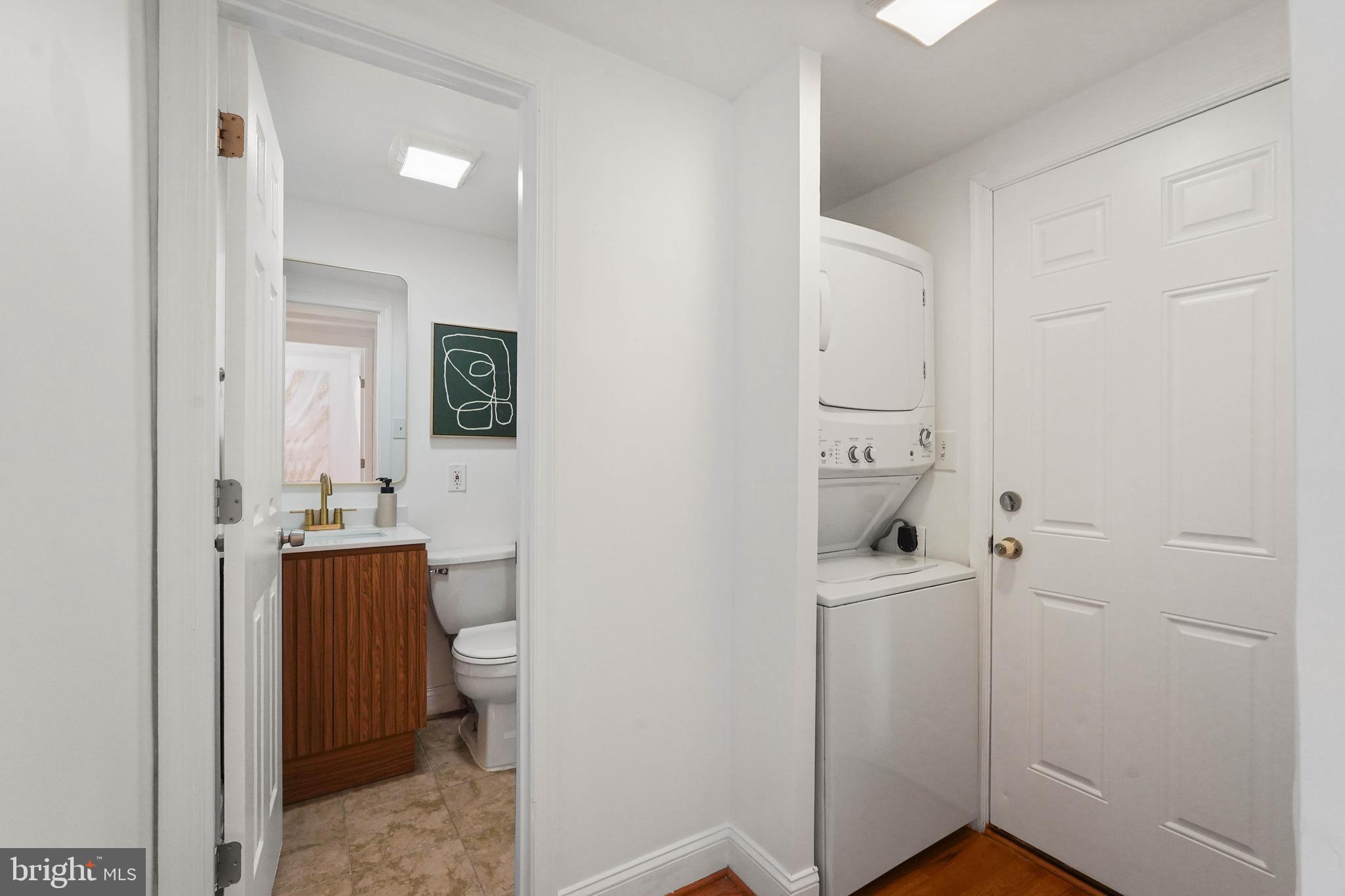 WOODSIDE - Residential