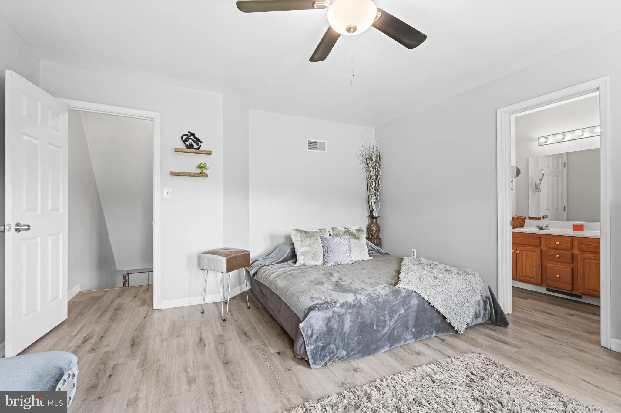 Middletown, Pennsylvania 17057, United States, 3 Bedrooms Bedrooms, ,3 BathroomsBathrooms,Residential,Active,173895