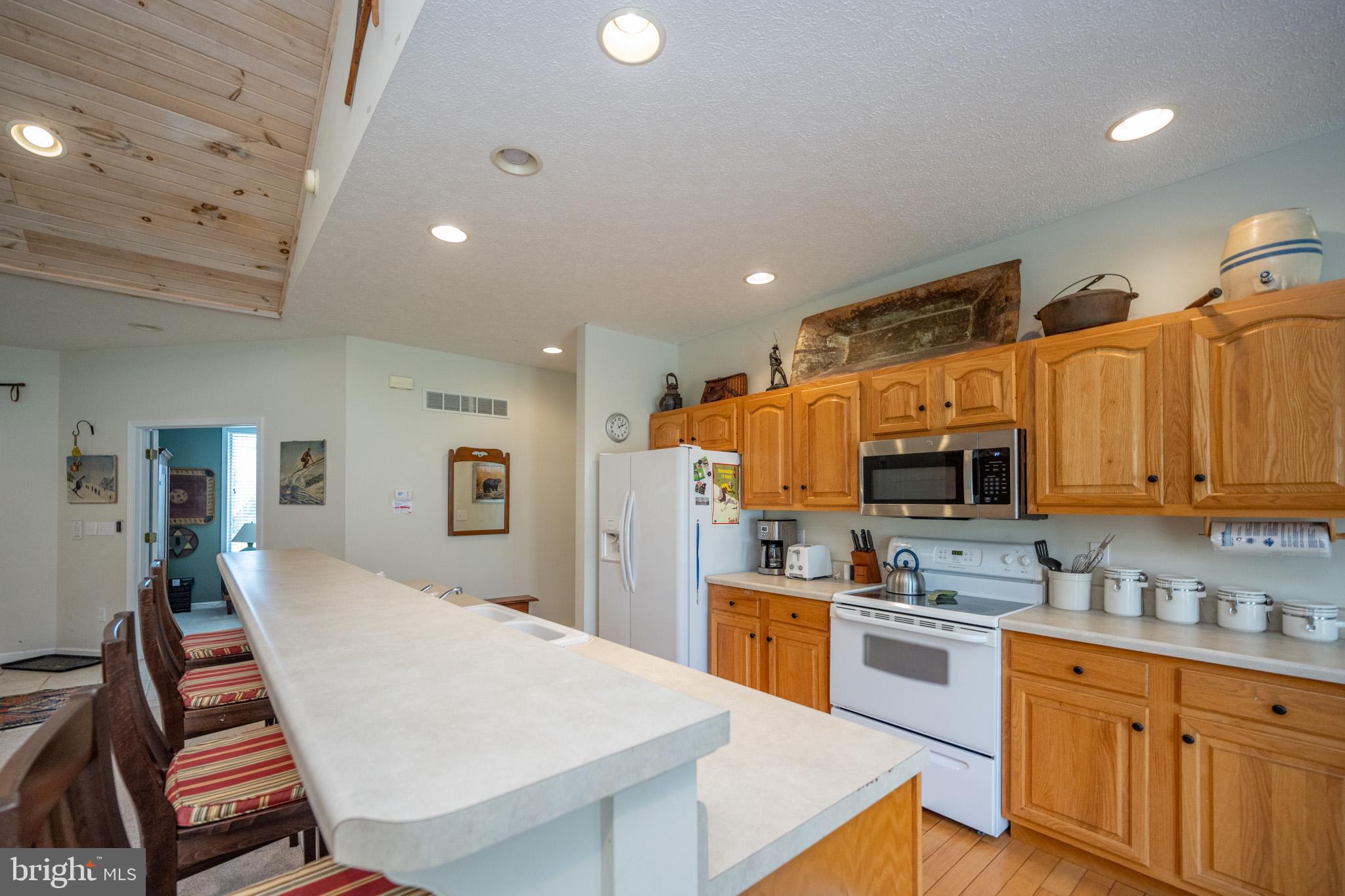 783 MOUNTAINVIEW DRIVE