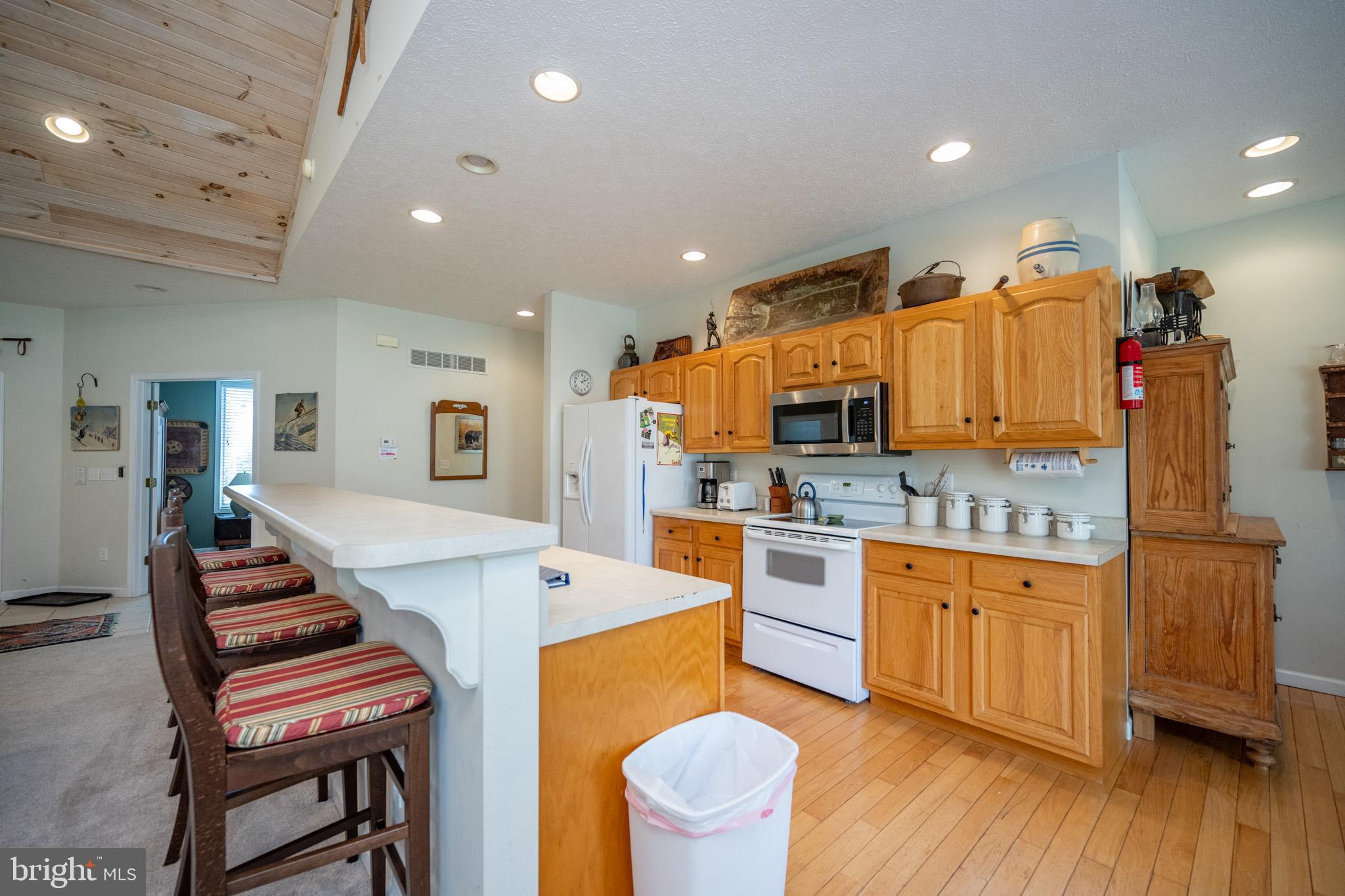 783 MOUNTAINVIEW DRIVE