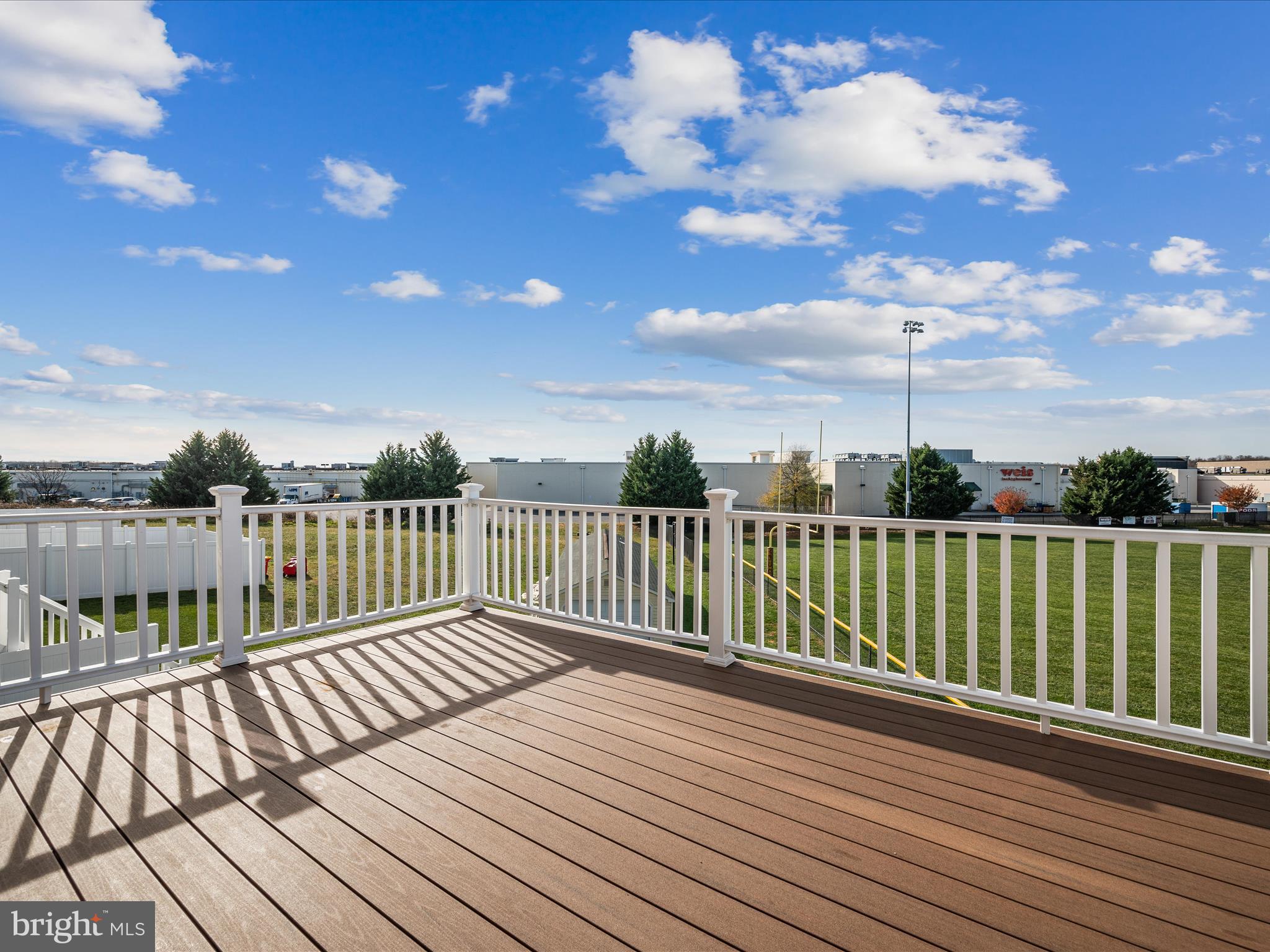 BRIAR RUN - Residential Lease