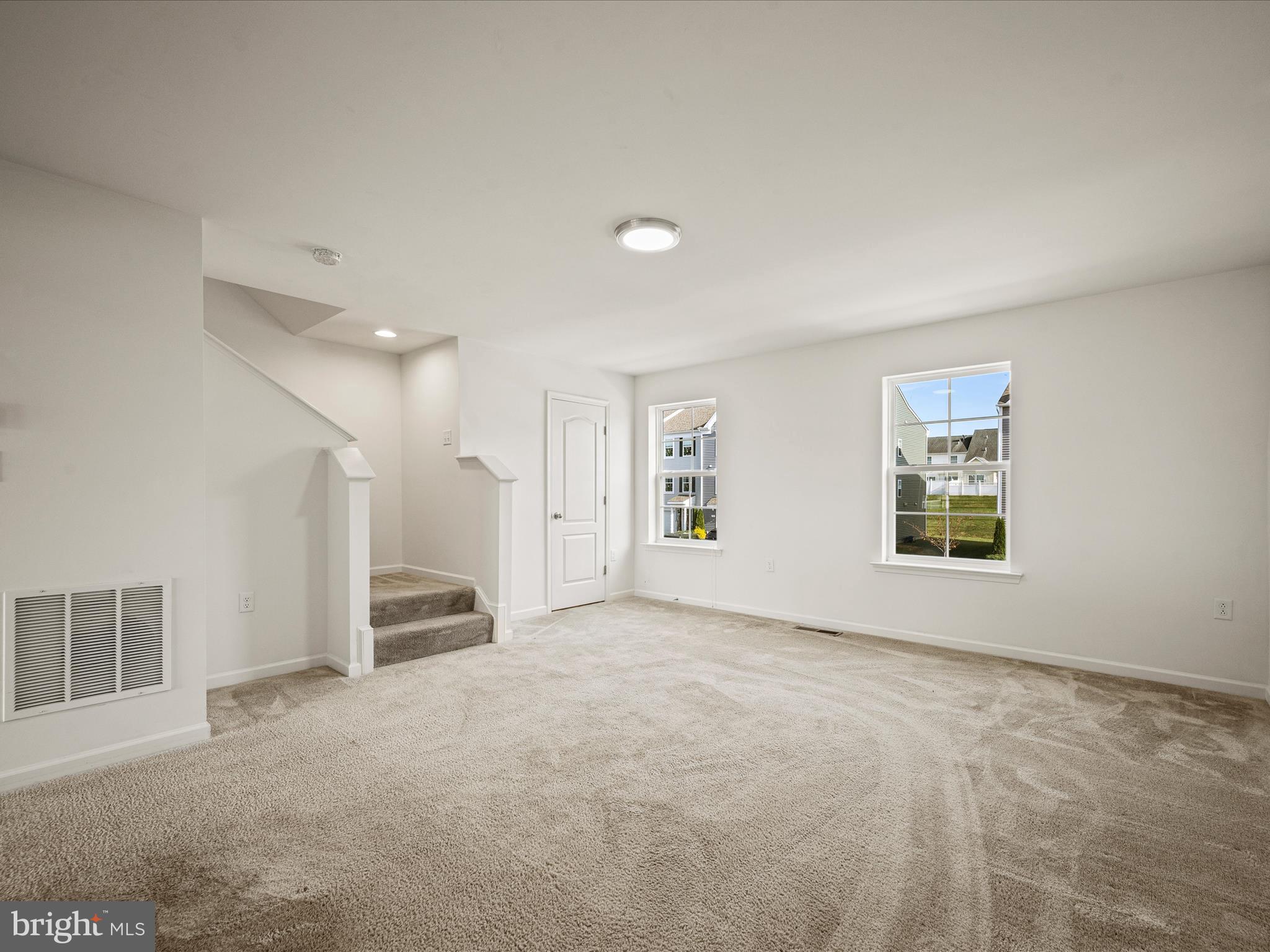 BRIAR RUN - Residential Lease