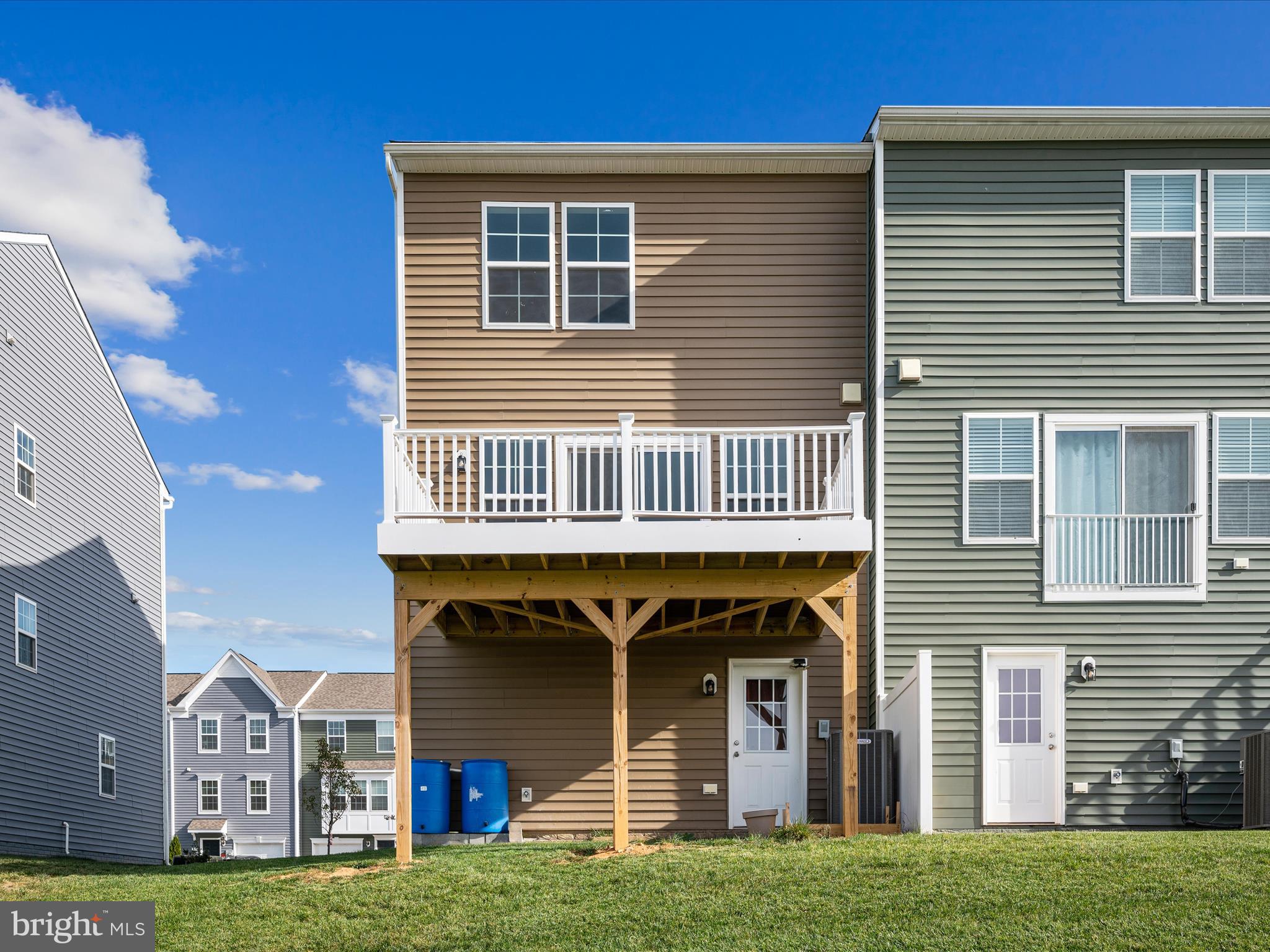 BRIAR RUN - Residential Lease