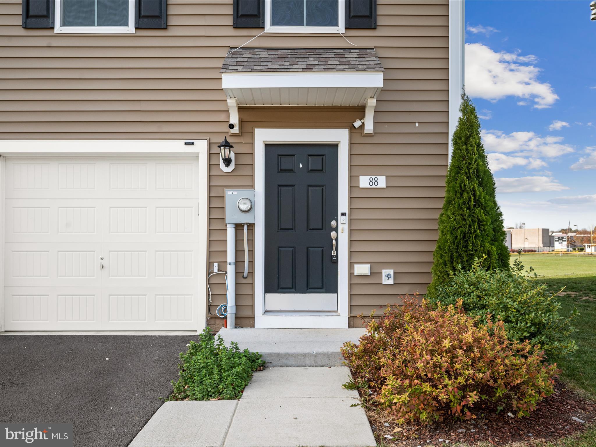 BRIAR RUN - Residential Lease