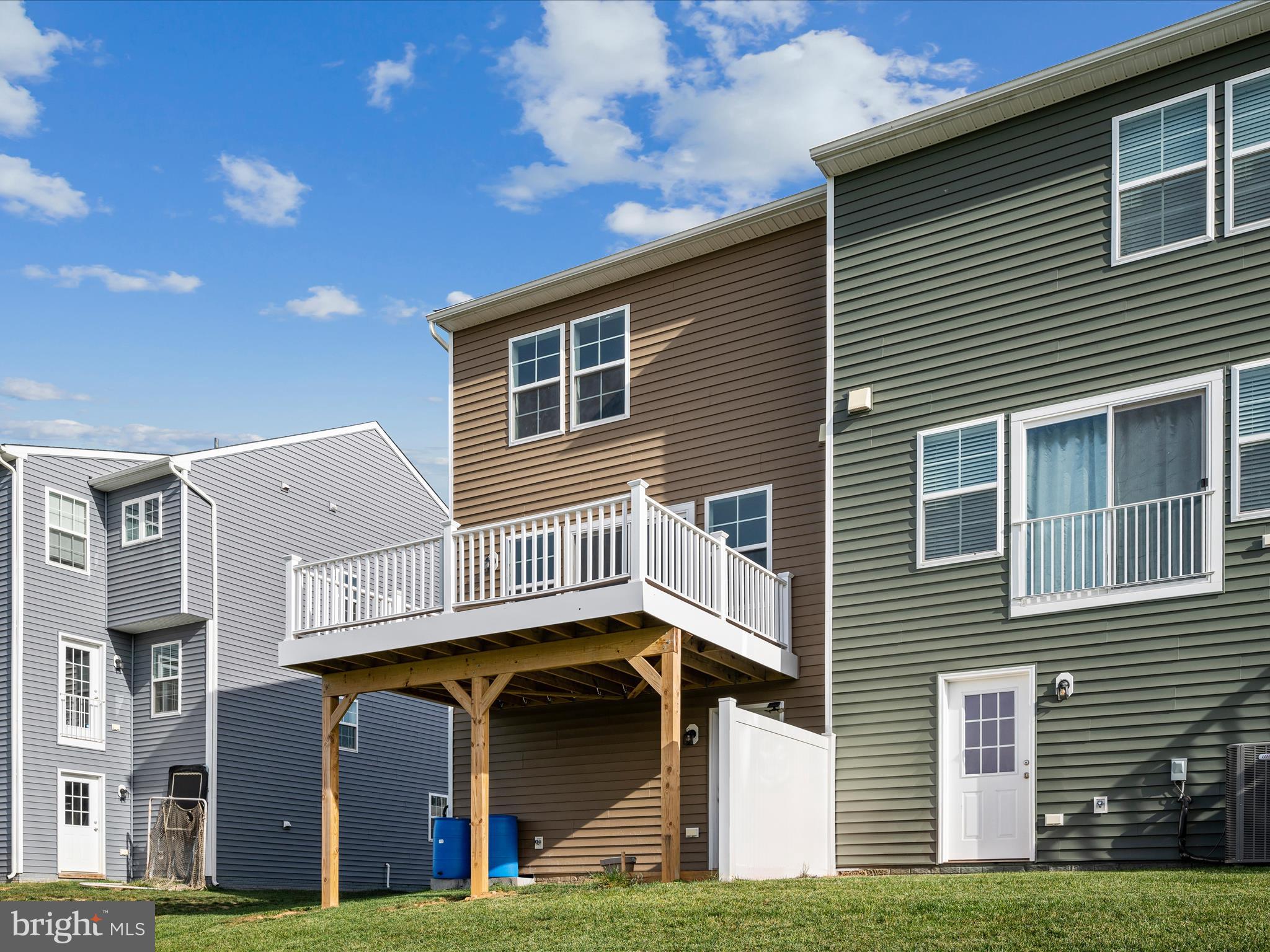 BRIAR RUN - Residential Lease