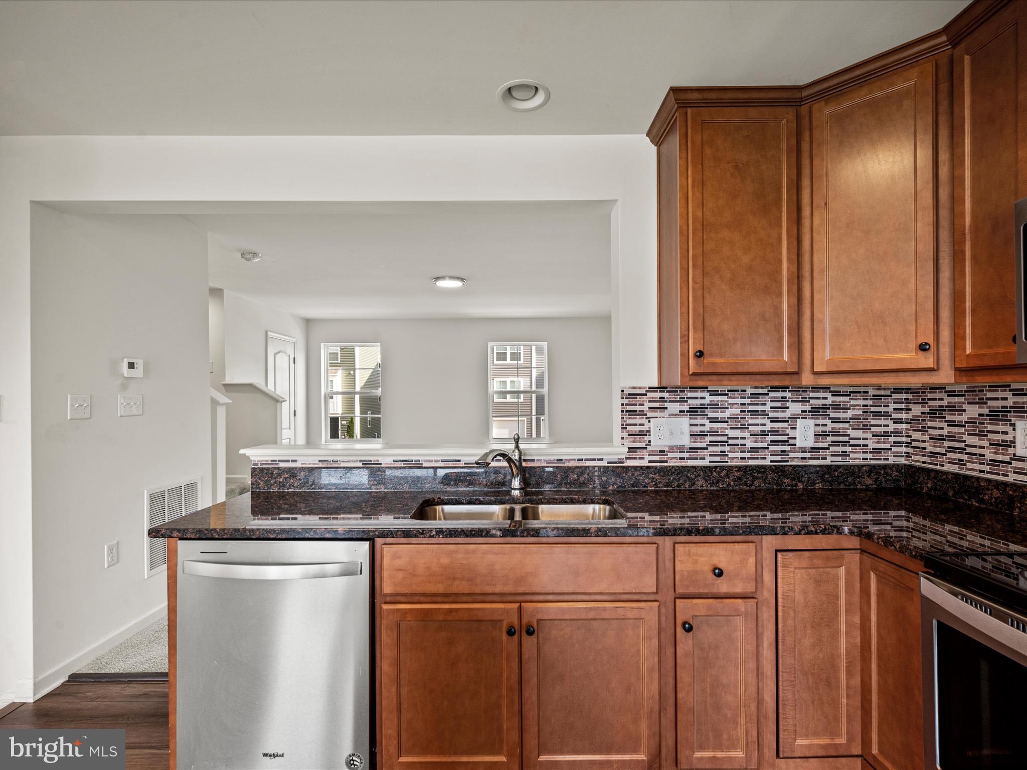 BRIAR RUN - Residential Lease