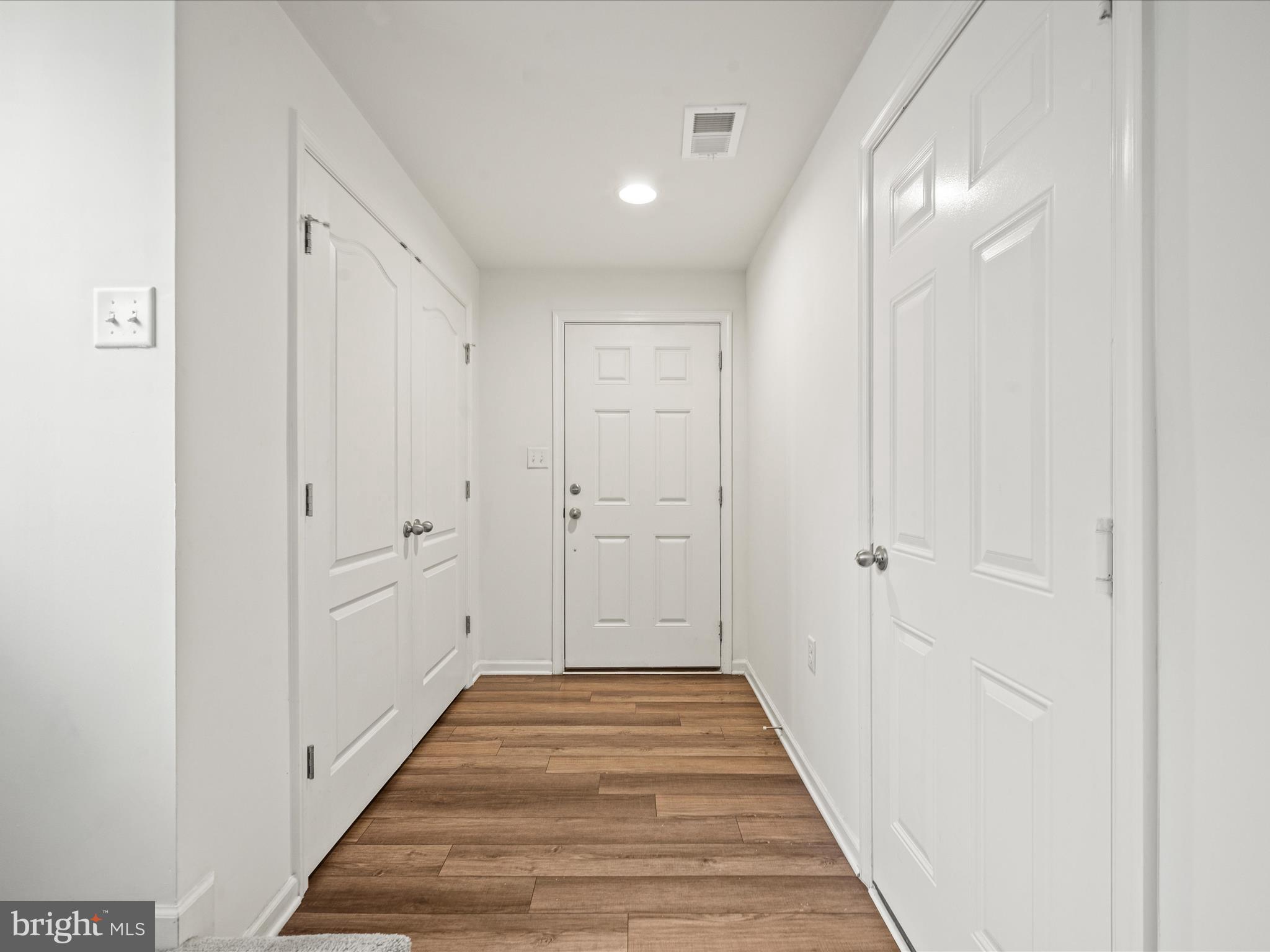 BRIAR RUN - Residential Lease