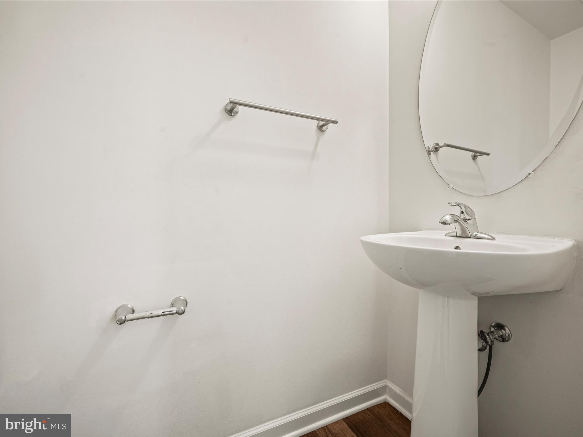 BRIAR RUN - Residential Lease