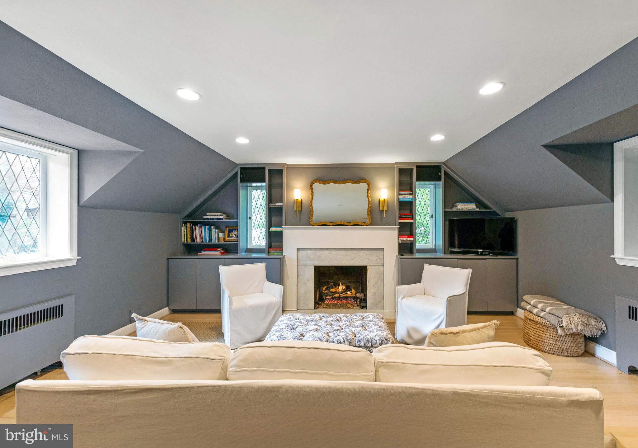 CHEVY CHASE - Residential