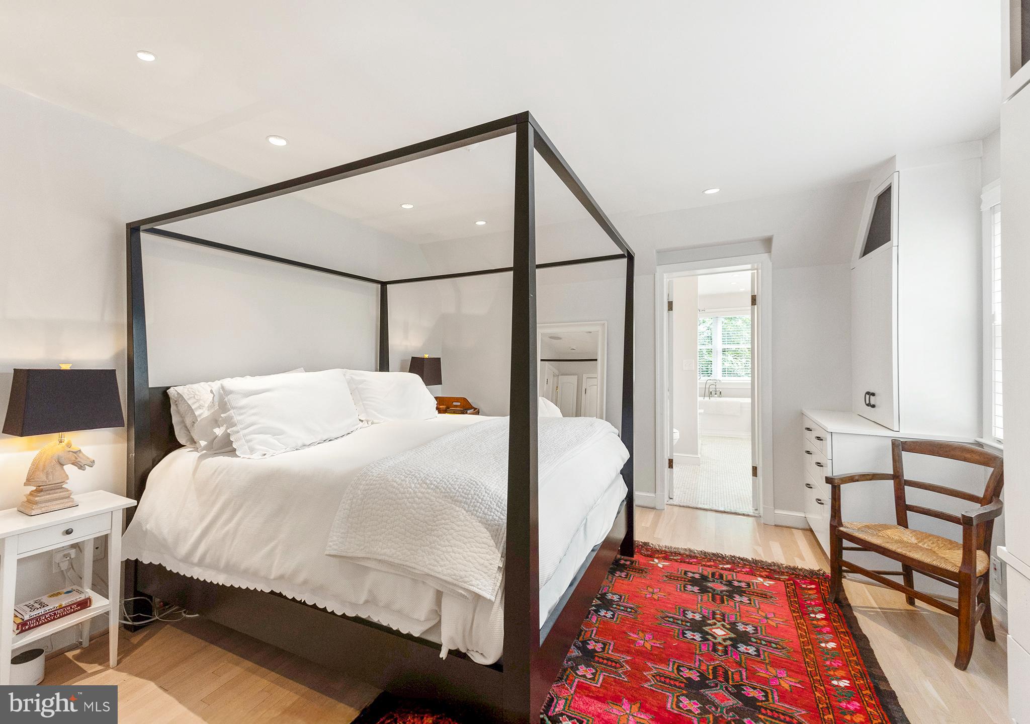 CHEVY CHASE - Residential