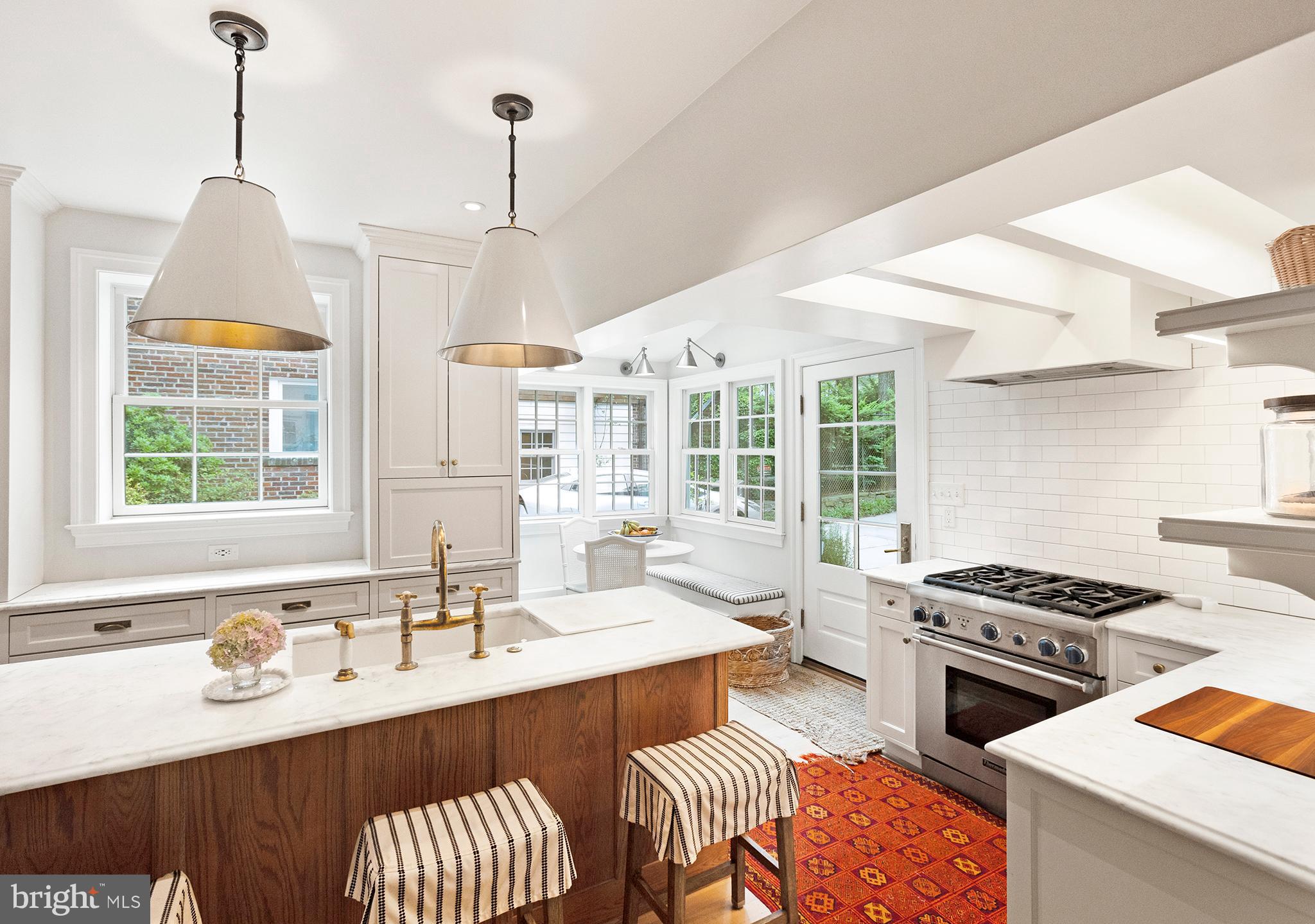 CHEVY CHASE - Residential