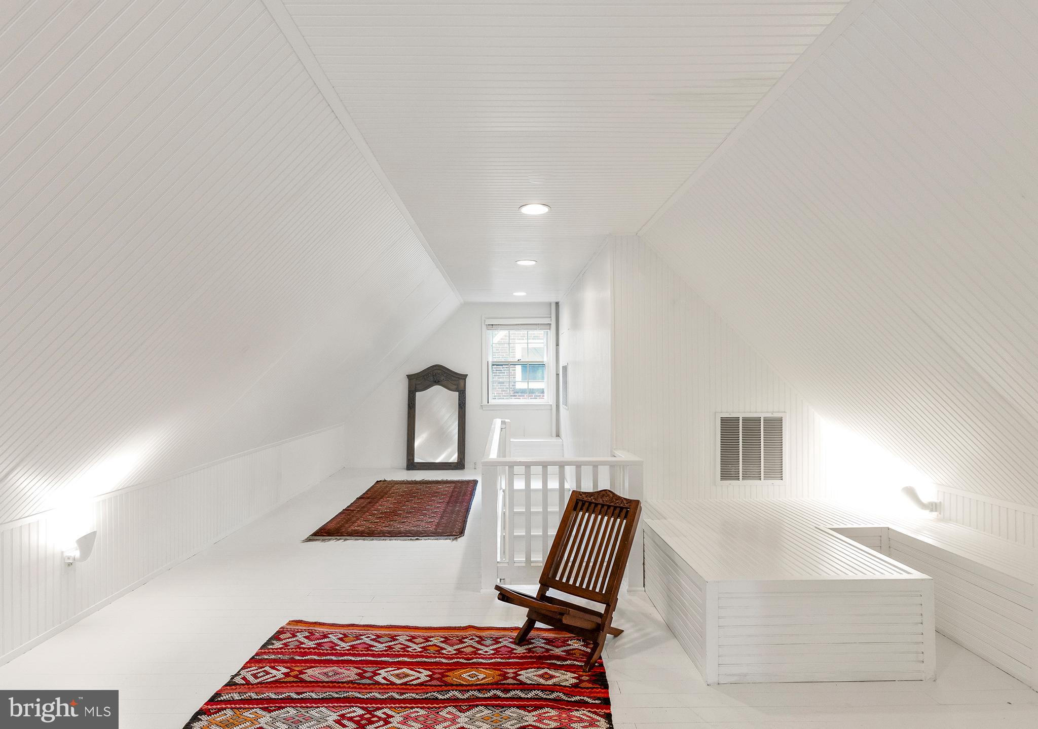 CHEVY CHASE - Residential