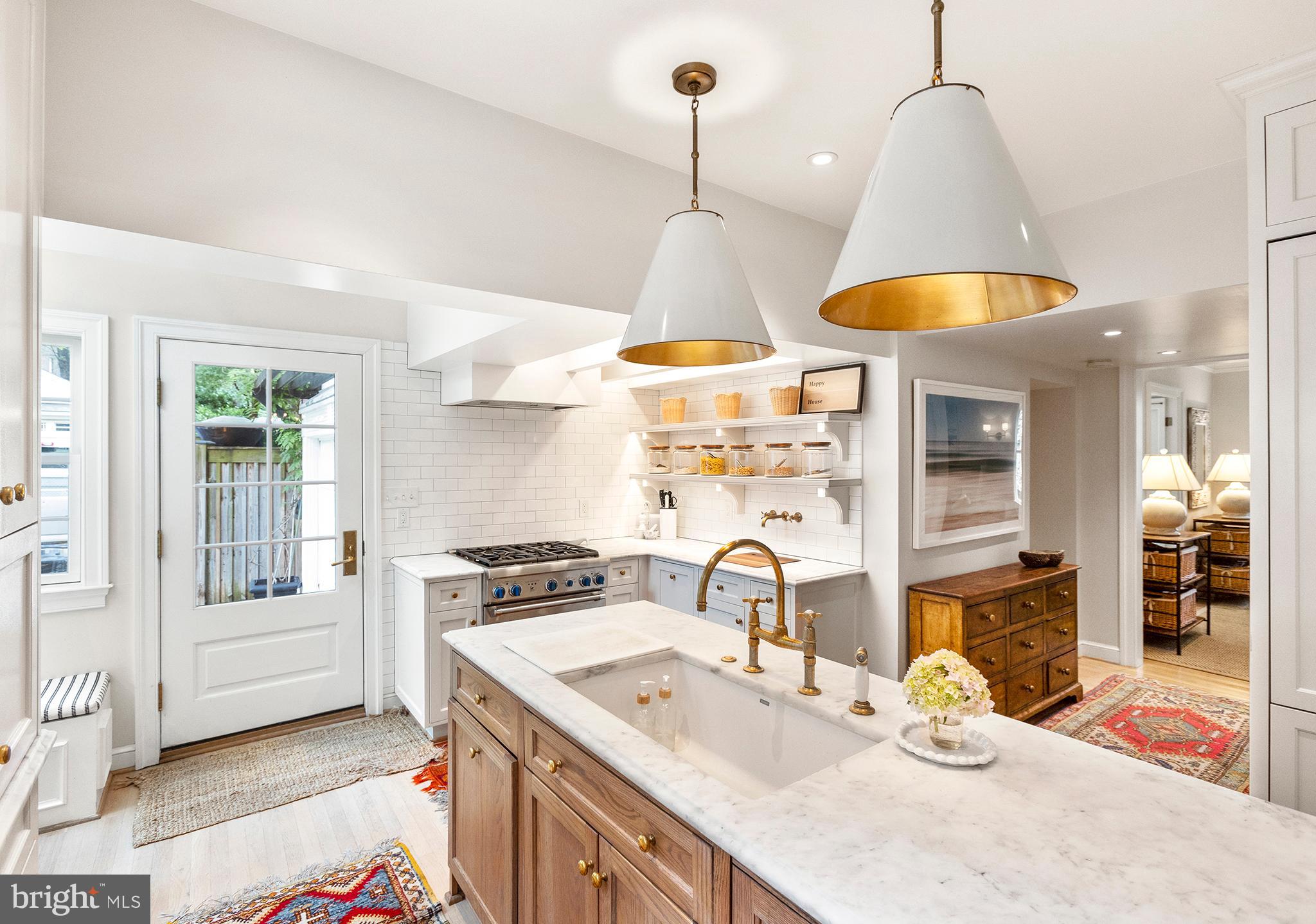 CHEVY CHASE - Residential